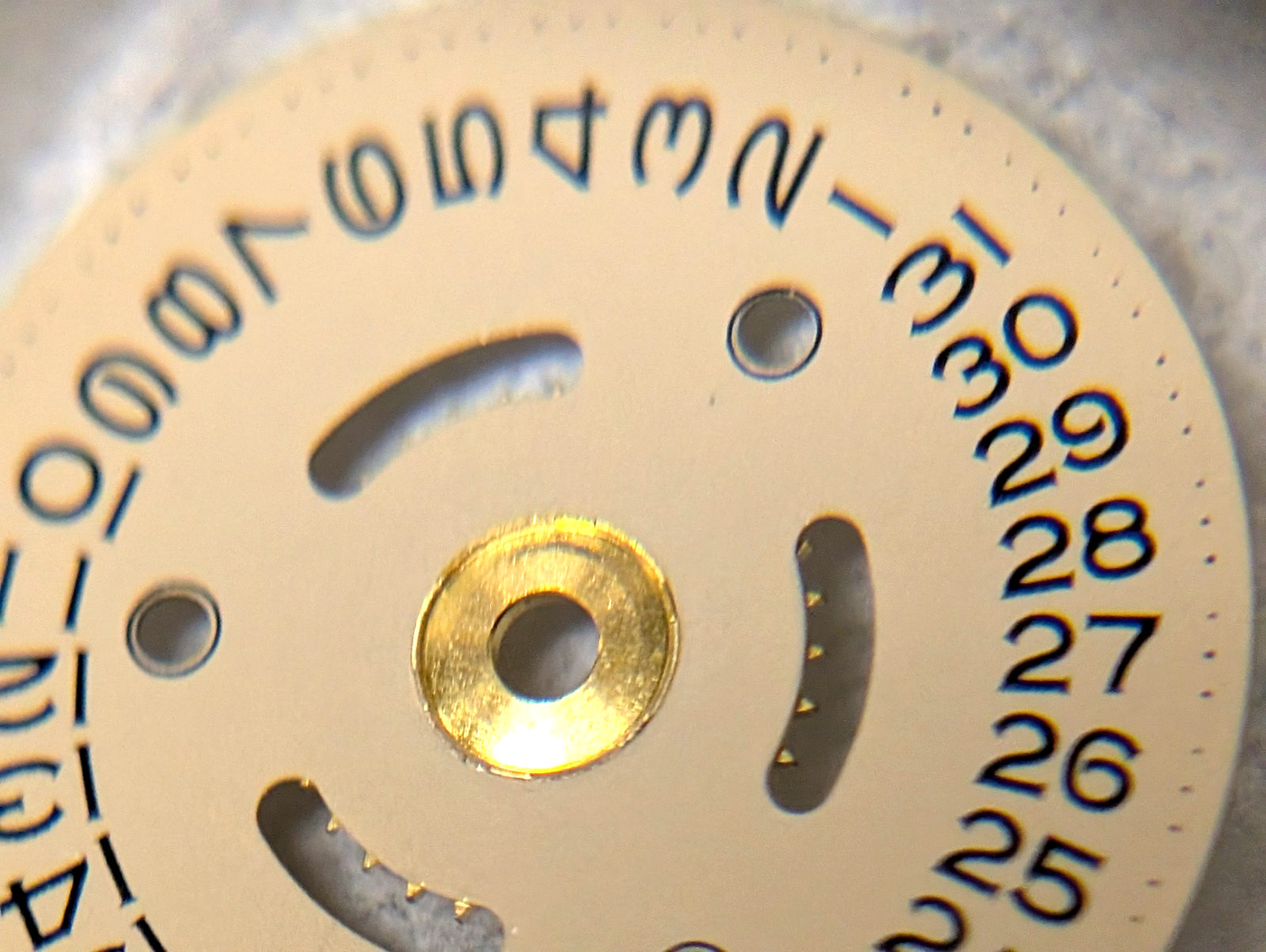Original ROLEX 2030-4520 champagne Date Indicator/disc/disk for cal 1135 1165 –