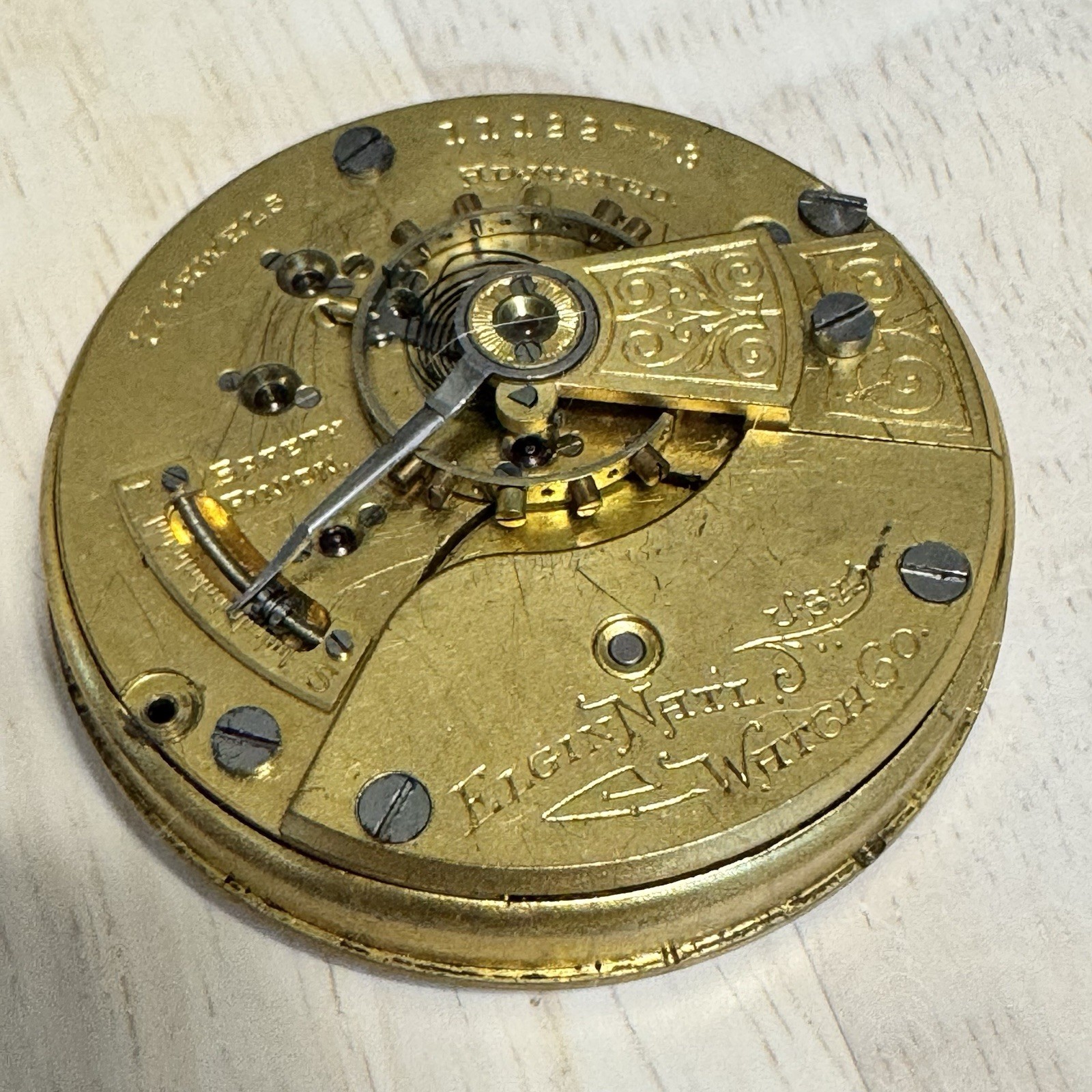 1905 Elgin Natl. Co 18s Pocket Watch Movement Grade 308 PARTS REPAIR NICE DIAL