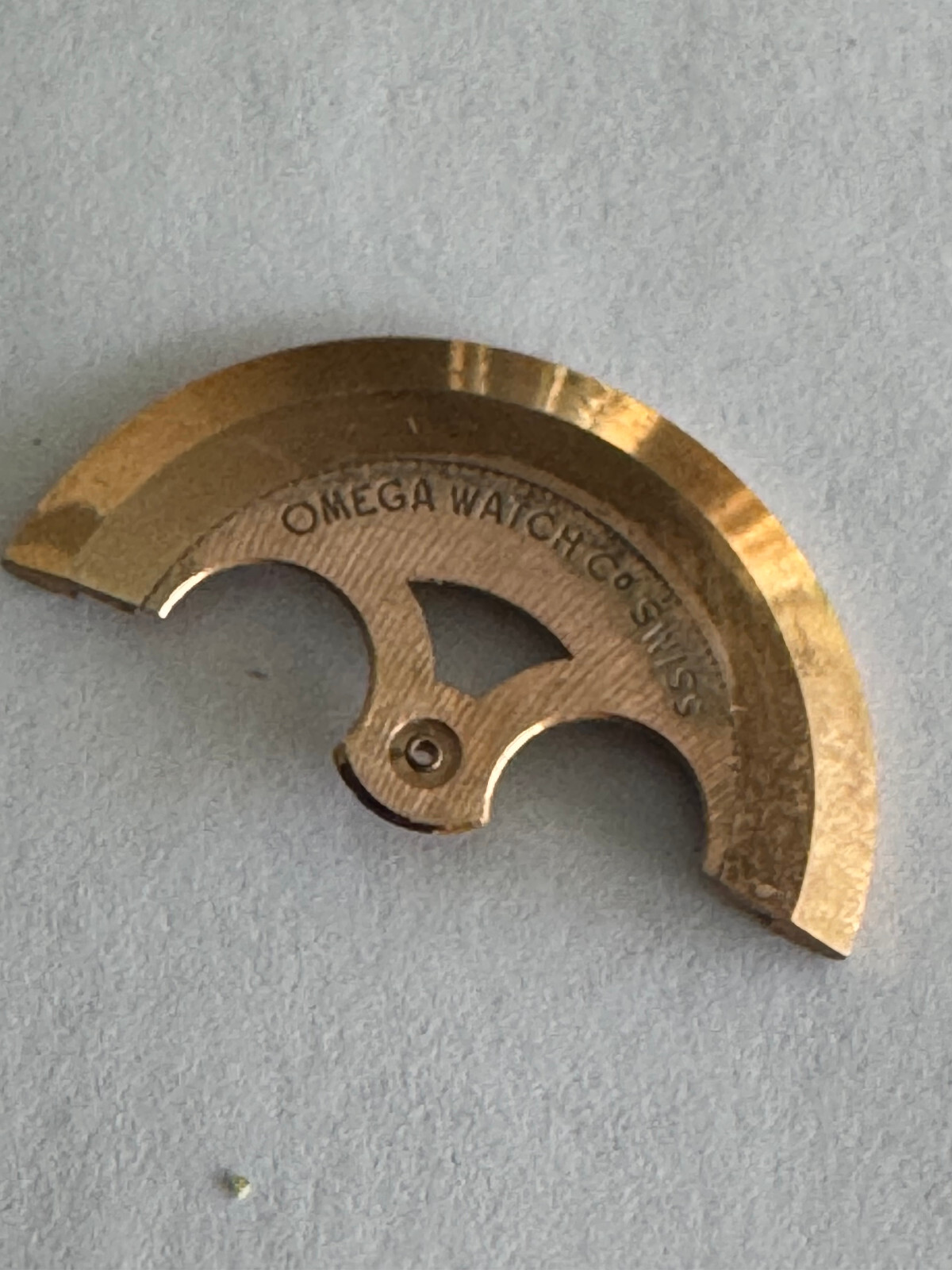VINTAGE OMEGA 550-565 WRIST WATCH ROTOR