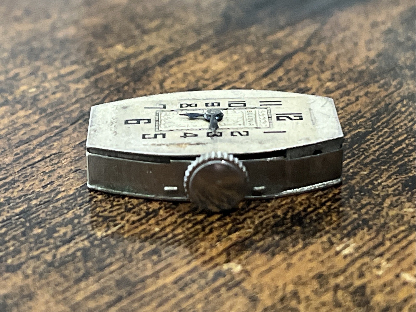 Vtg 1930’s Bulova Watch Wind Up Movement 16mm 15 Jewels FOR PARTS Collectible