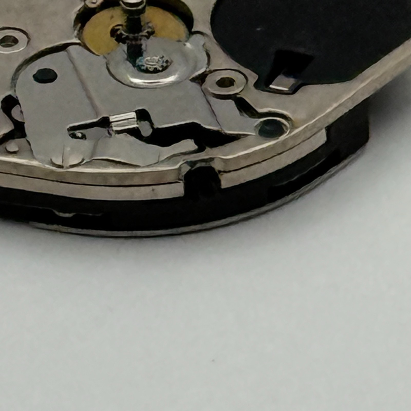 ETA 902.005 Watch Movement Quartz Swiss 1 Jewel Parts Repair Untested 15.2mm