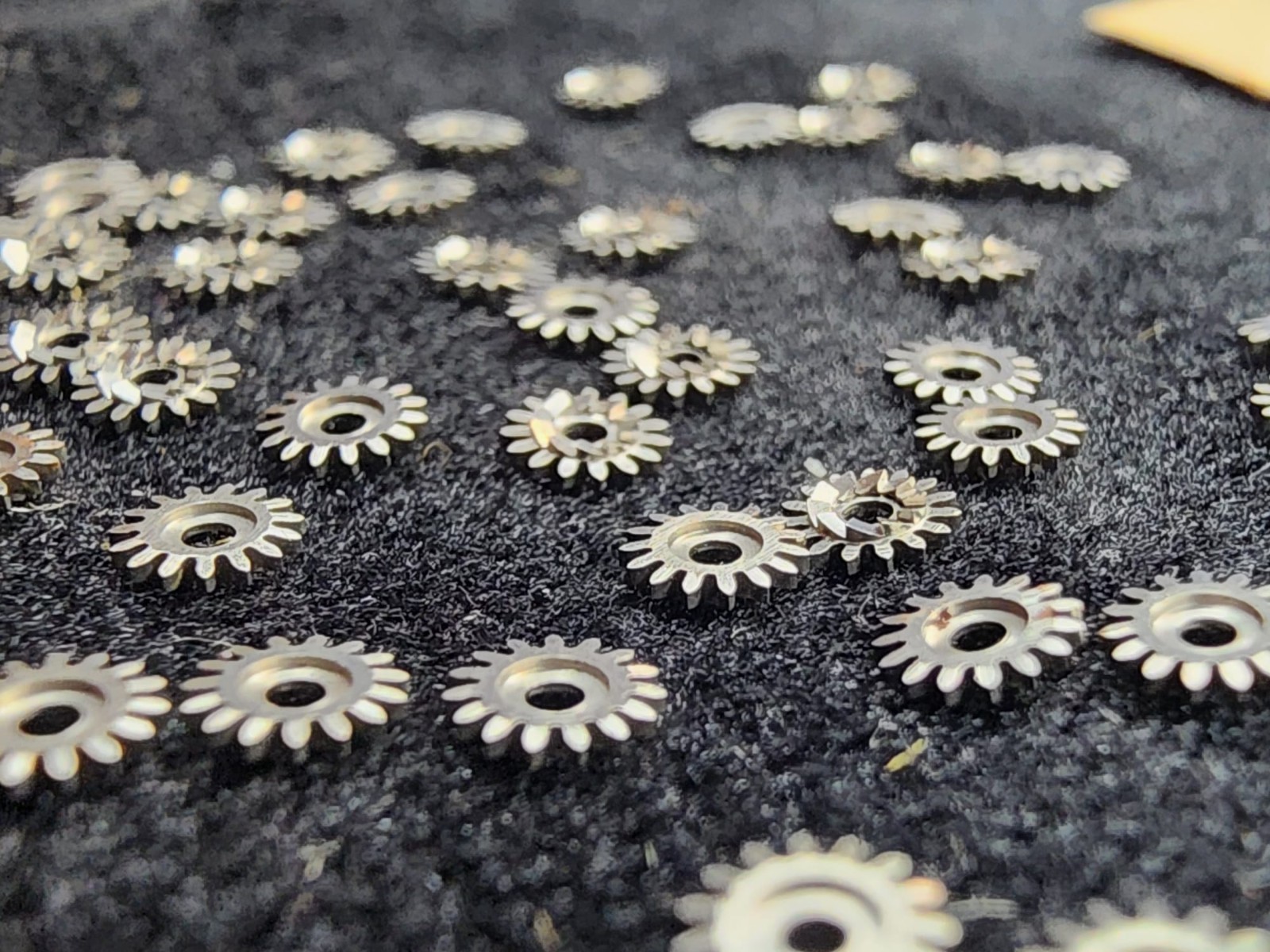 Vintage Watch Movement Wheels OAK 50 – Small Gear Parts for Watch Repair – Pre-O