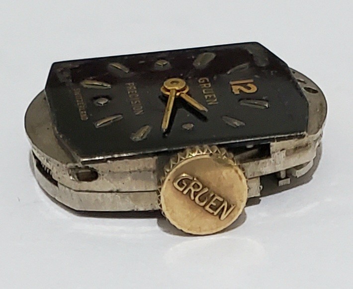 Gruen 17 Jewels 275 Ladies Watch Vintage Movement for Parts or Repair