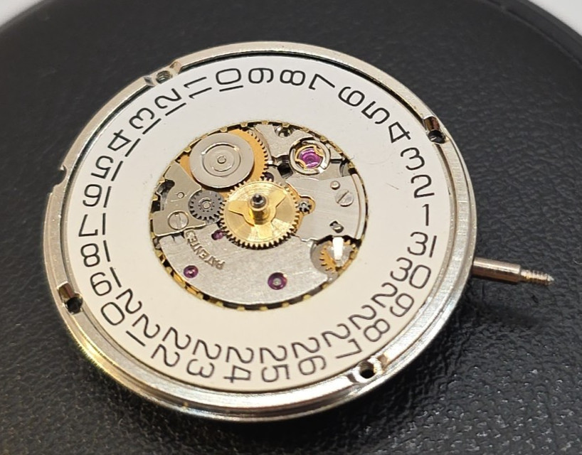 Eberhard 178-123 automatic movement base Eta2677 23.85mm swissmade overhauled