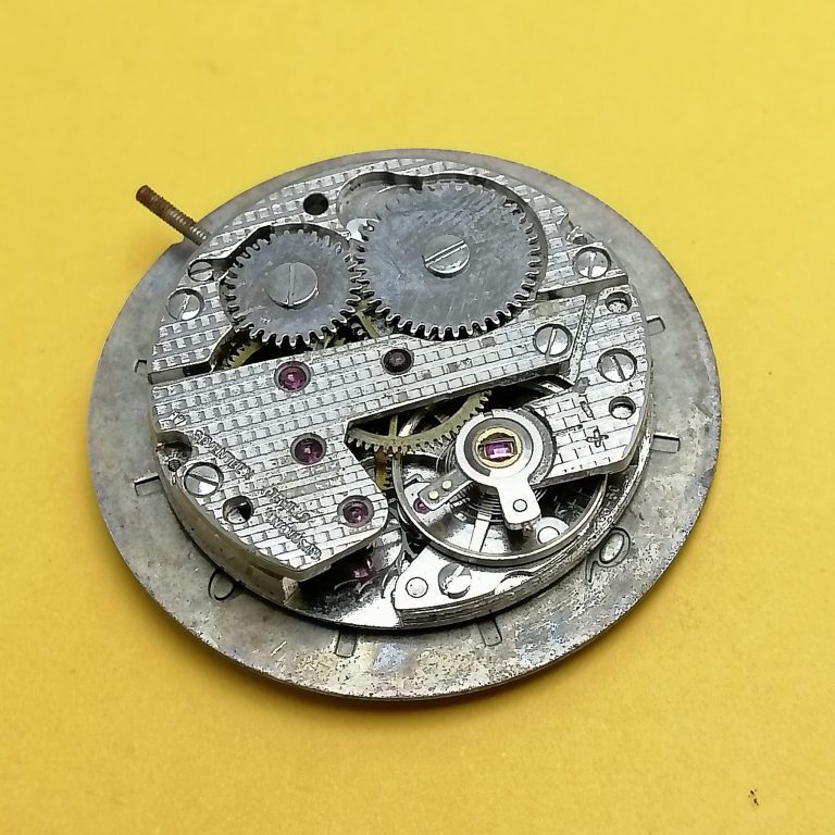 ZEENAT FE 233-60 Manual Winding Watch Movement For Parts