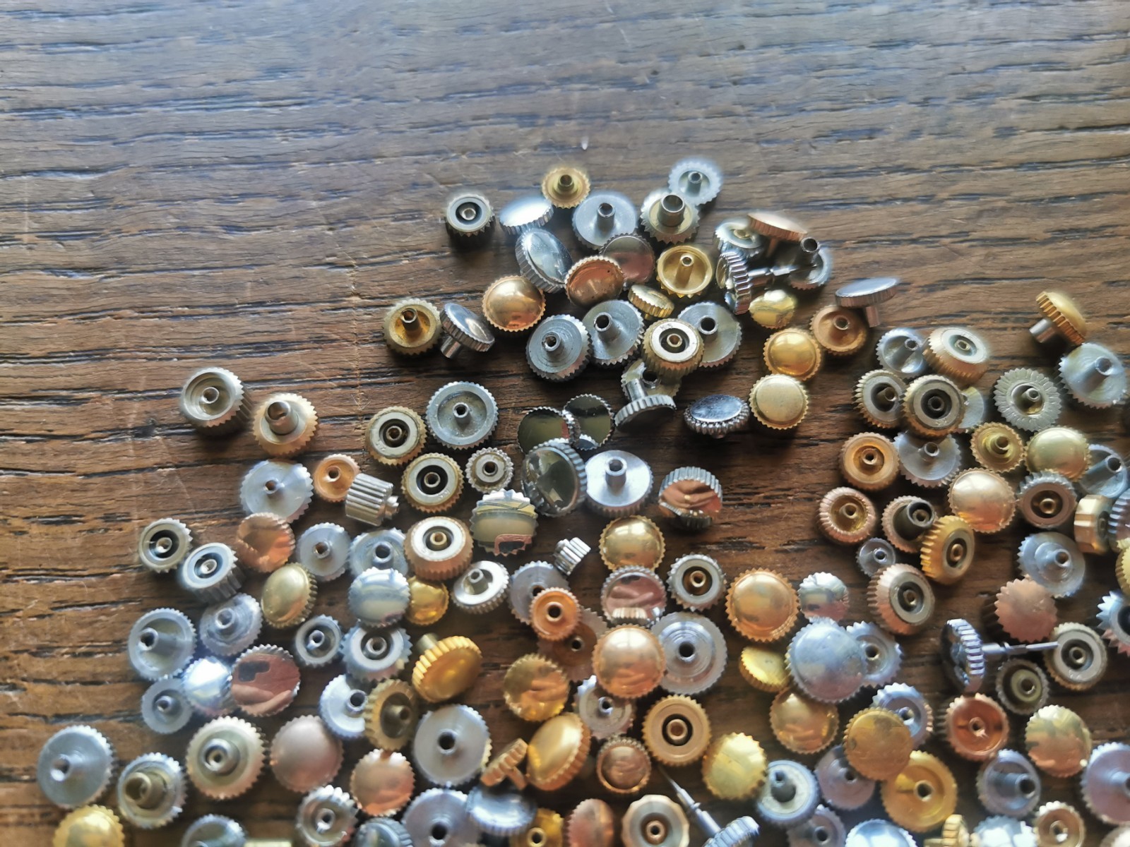 Watch Crowns, Chrome / Gilt, Used, Large Lot, Watchmaker Parts #R815