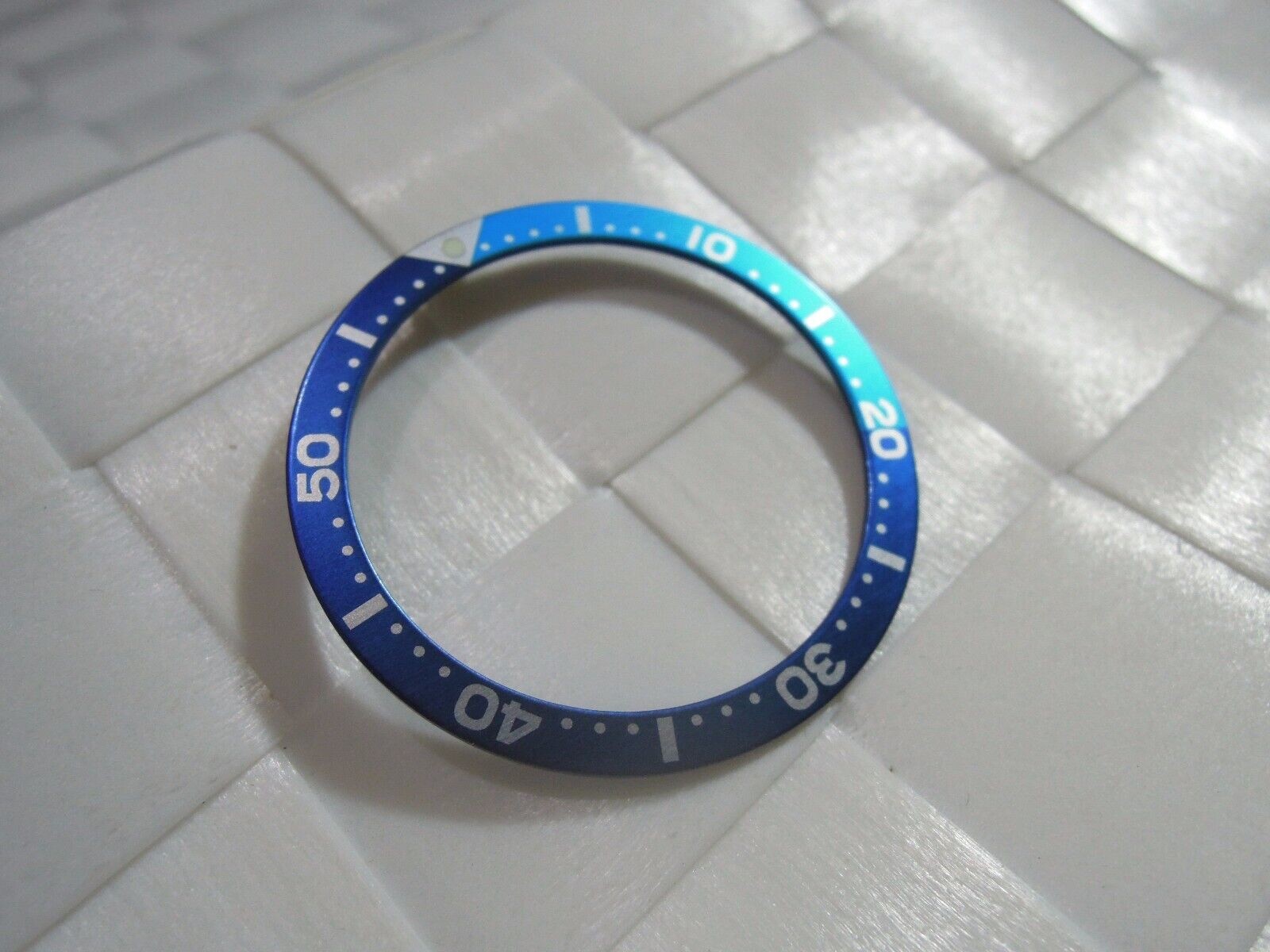 NEW BEZEL INSERT 38MM BLUE/PALE BLUE (LAGOON) LARGE DIVERS SKX007/6309-7040/7002