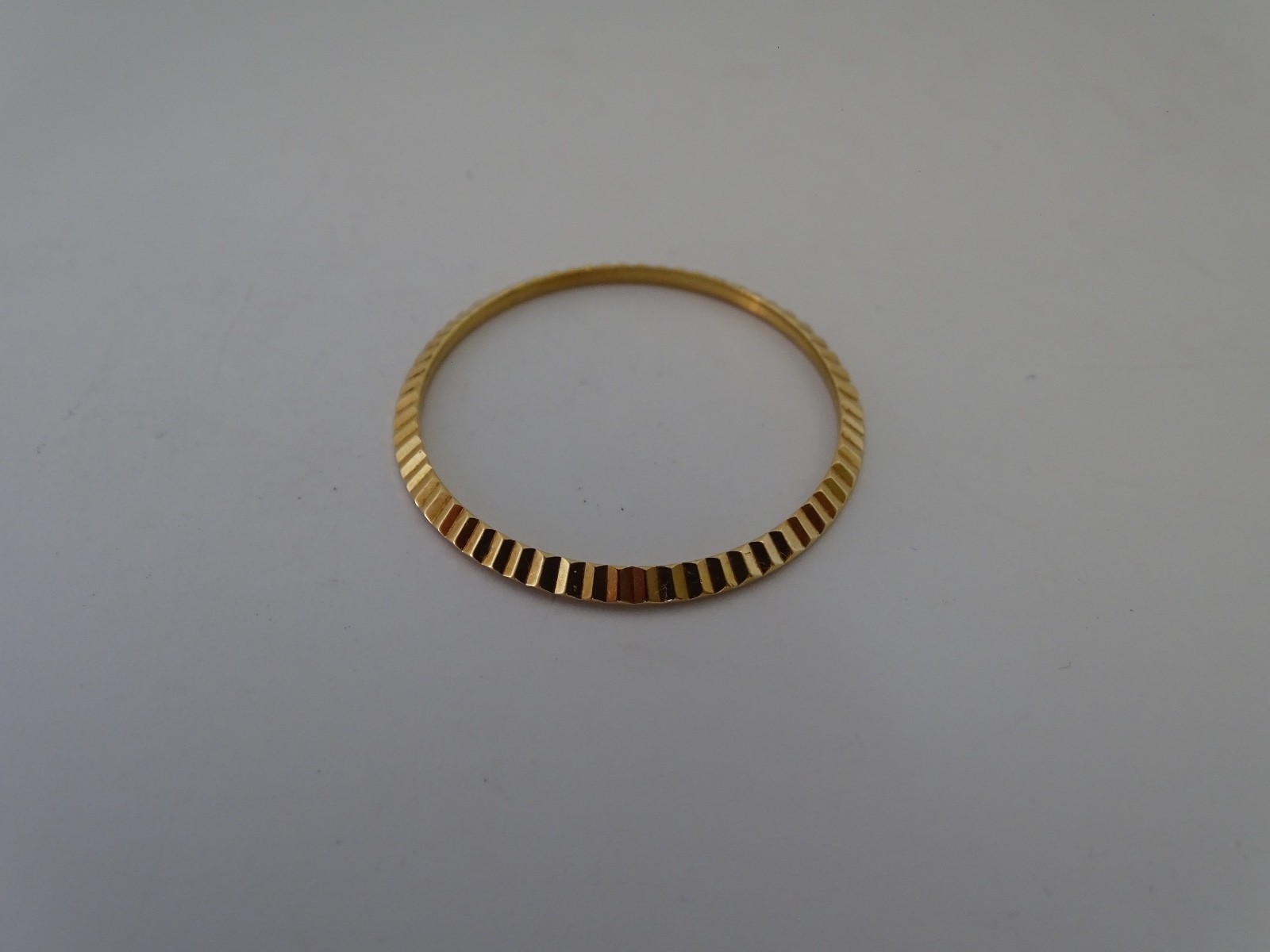 Rolex Ladies Fluted Bezel 33.3mm 18k Solid Gold Original
