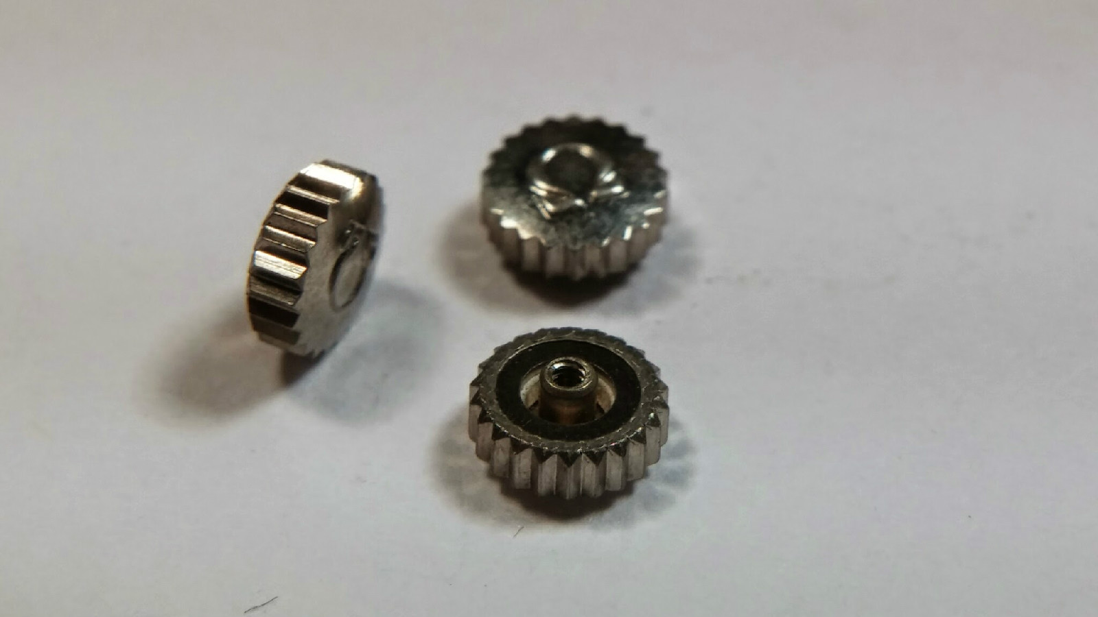 Omega S/S 4.63mm crown, tap 10 (.90), Genuine Omega watch part
