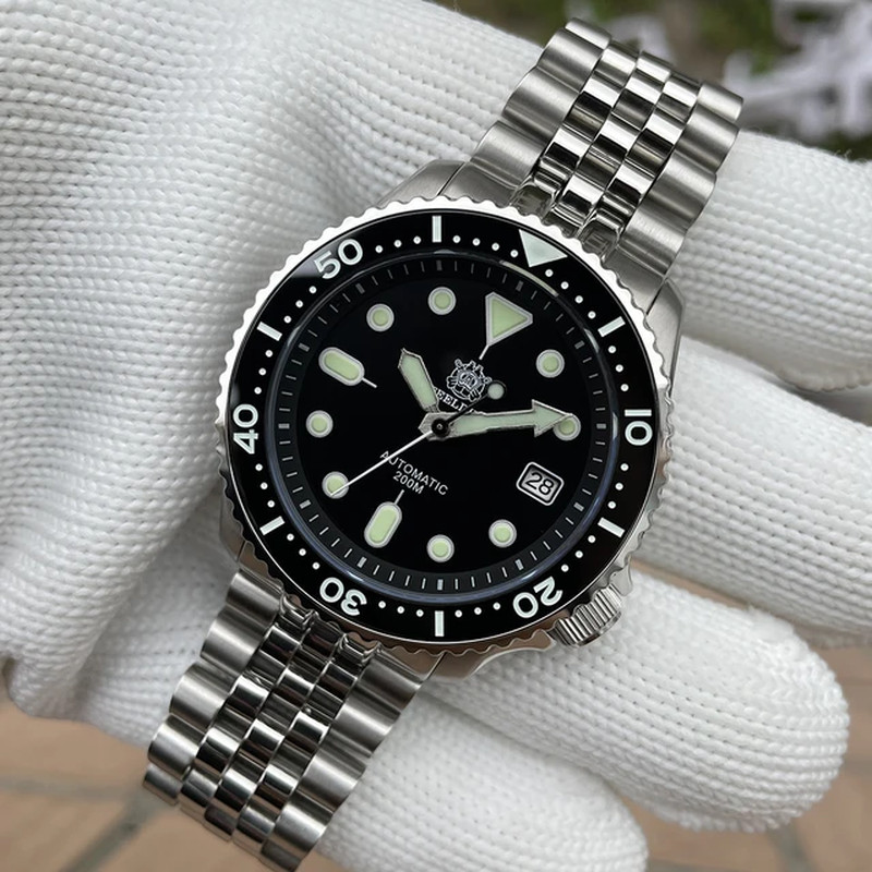 “Stunning Men’s Dive Watch with Japan NH35 Automatic Movement, Ceramic Bezel, an