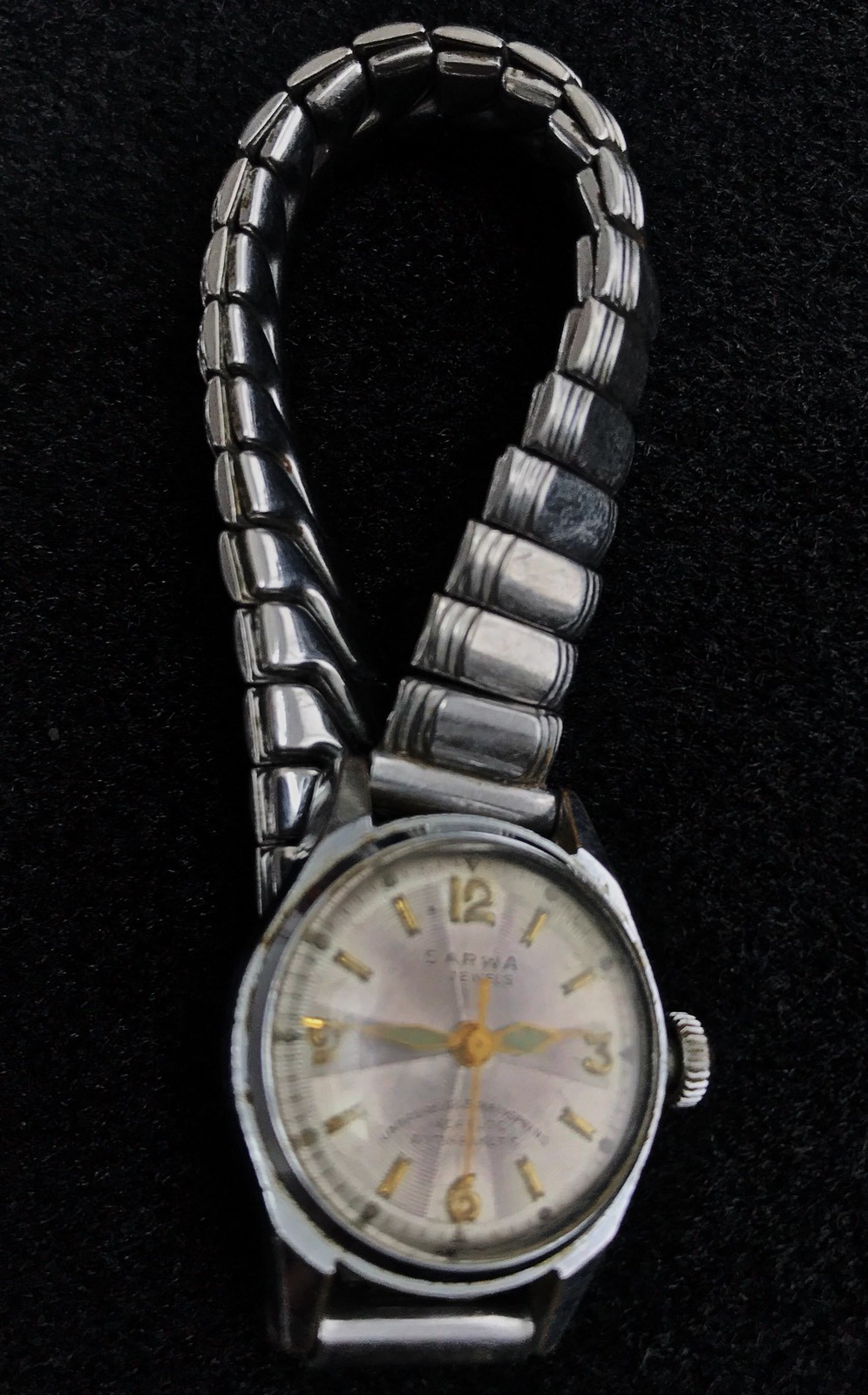 RARE VINTAGE LADIES SWISS SARWA WRISTWATCH RUNNING