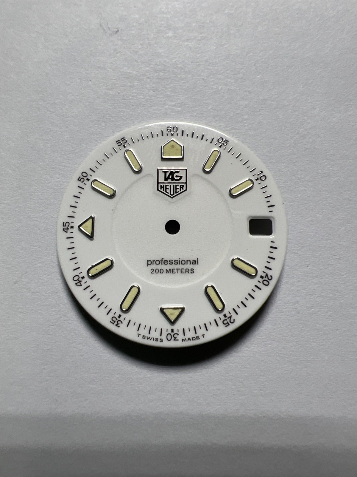 NOS Tag Heuer White 26mm Dial Glow Silver Markers Feet Professional 200 Meters