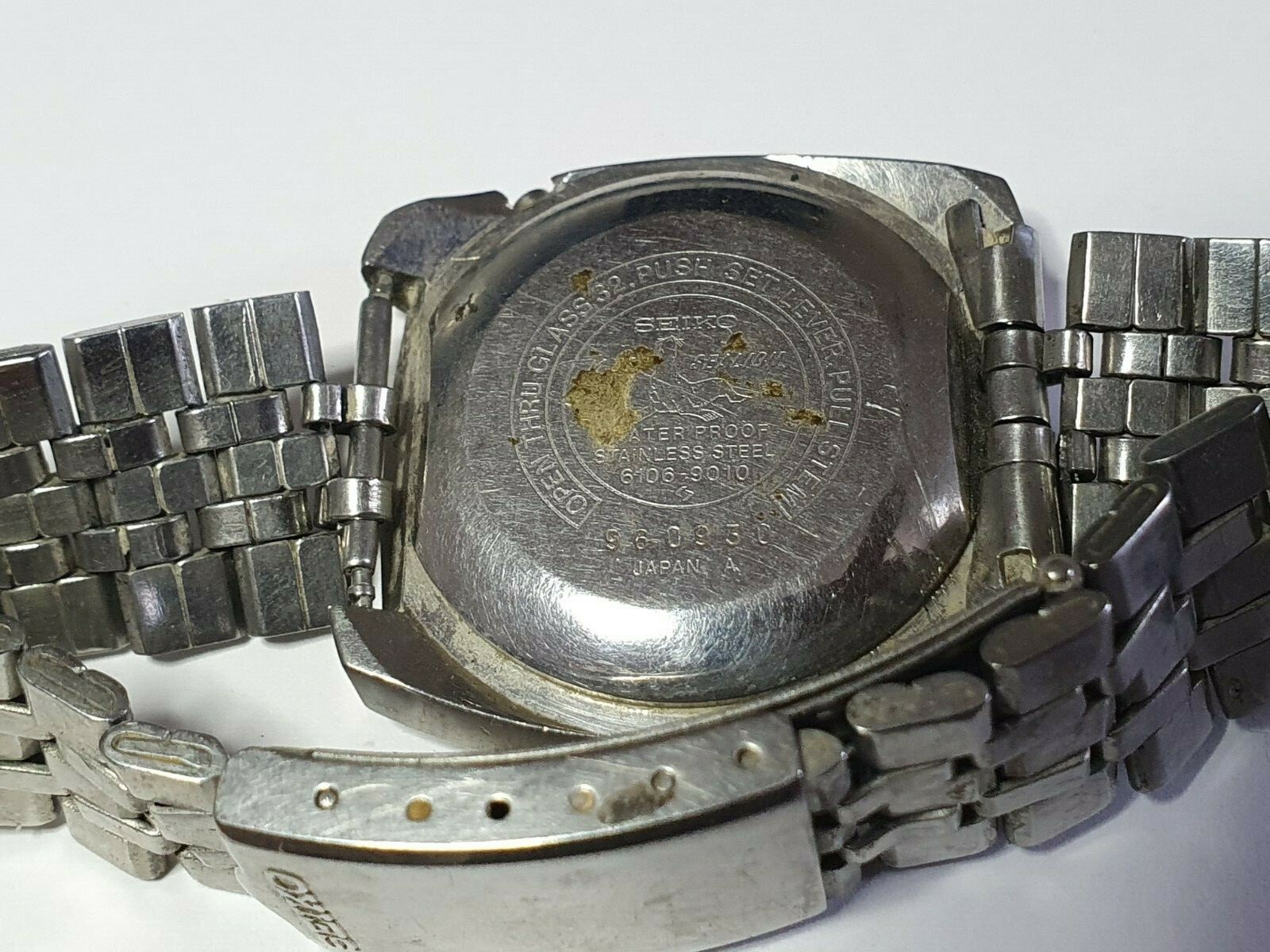 Seiko 6106 9010 watch case + seiko bracelet ( missing 1x end caps )
