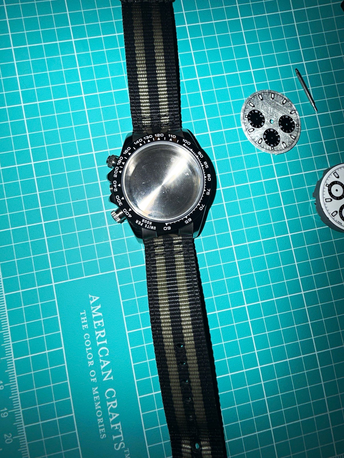 Mod Watch Cases, vk63 & NH35 Watch Dial Lot, VK63 Movement