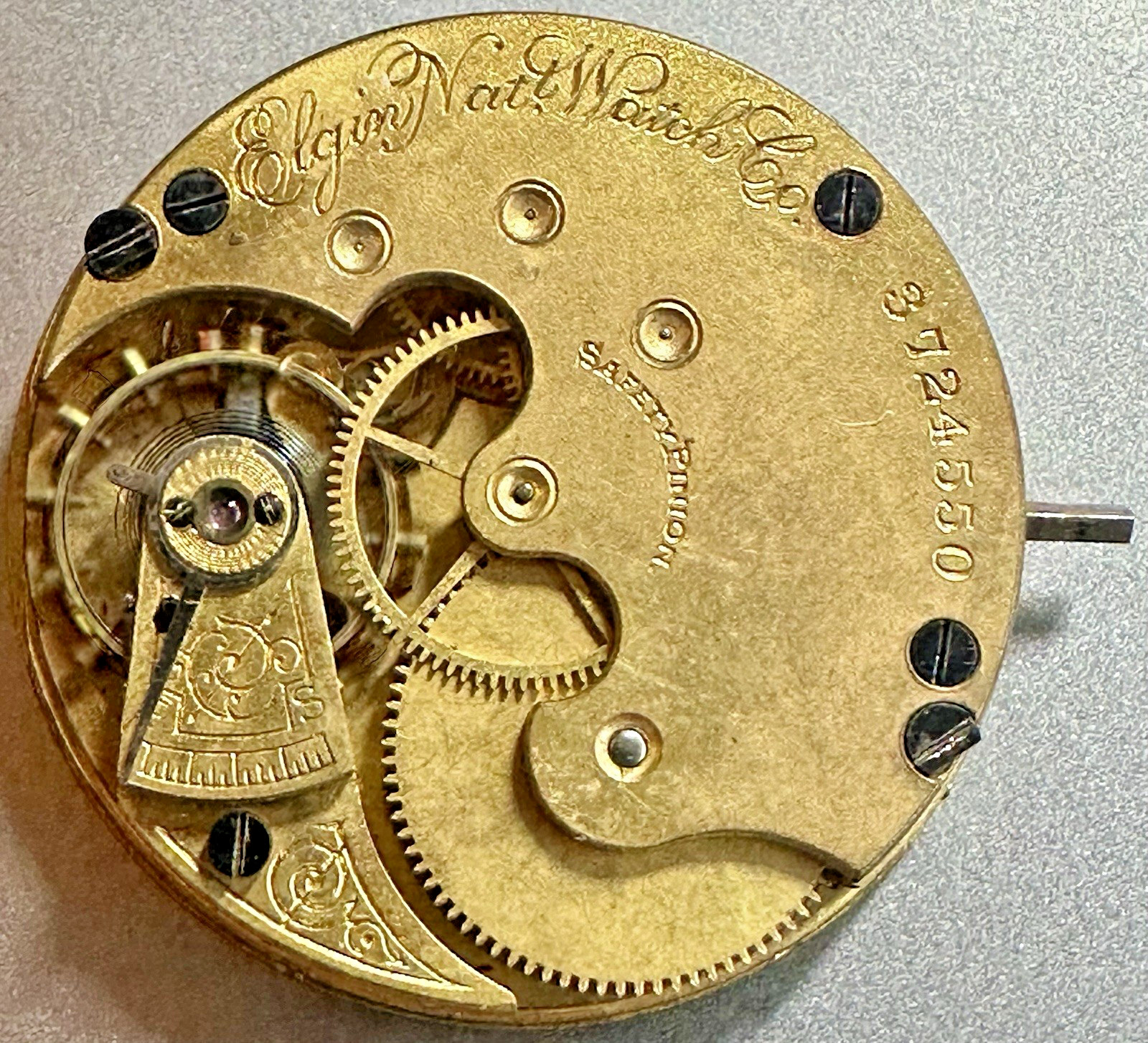 * 1890 6 Size ELGIN Gr 95 M. 1 7J OF LS GILT WATCH MOVEMENT RUNS S31