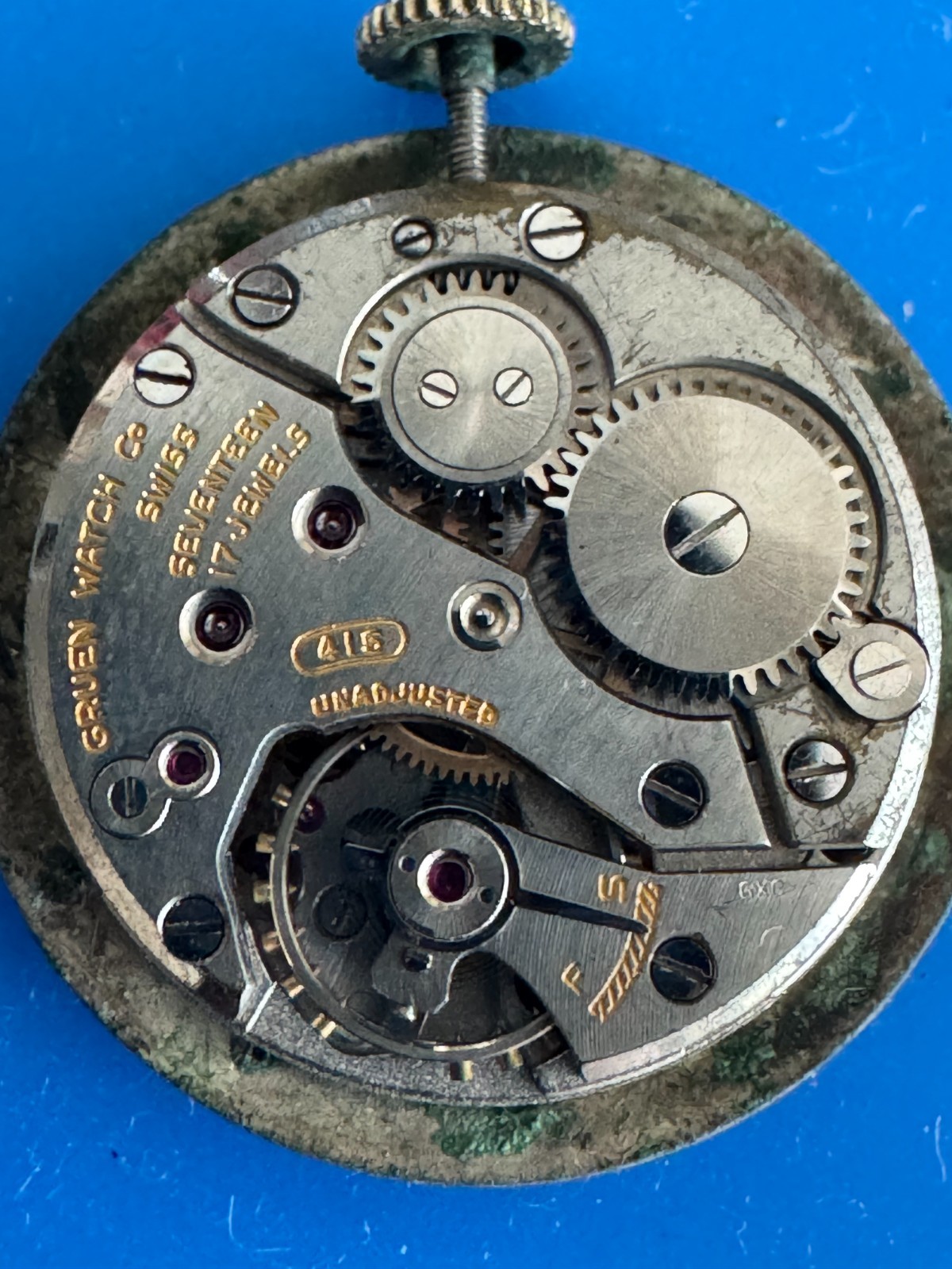 VINTAGE MENS GRUEN WRISTWATCH MOVEMENT CAL. 415 KEEPING TIME 17 JEWEL