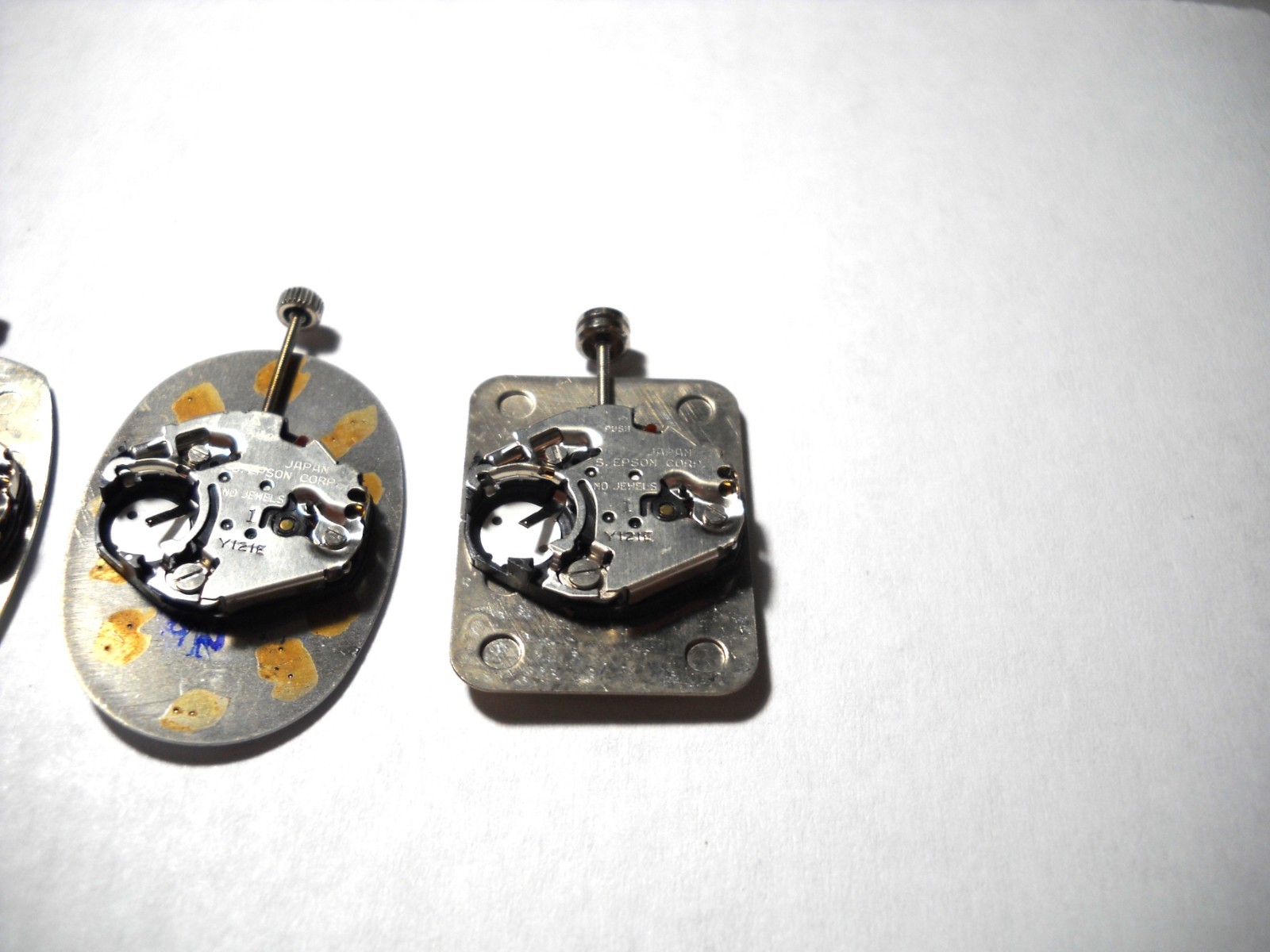 661L 1 piece Epson Y121E 3-Hand Quartz Watch Movement replacement