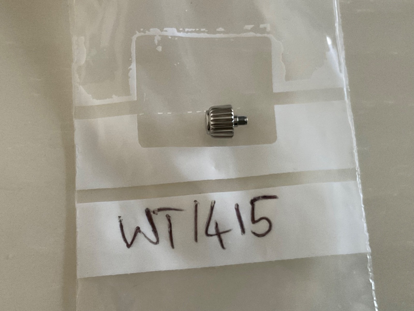 GENUINE CROWN TAG HEUER MODEL WT 1415 USED