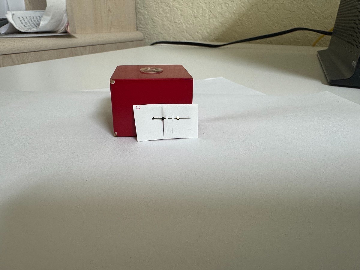 NOS Genuine ROLEX 410-16718-80 GMT-MASTER II Yellow gold seconds hand