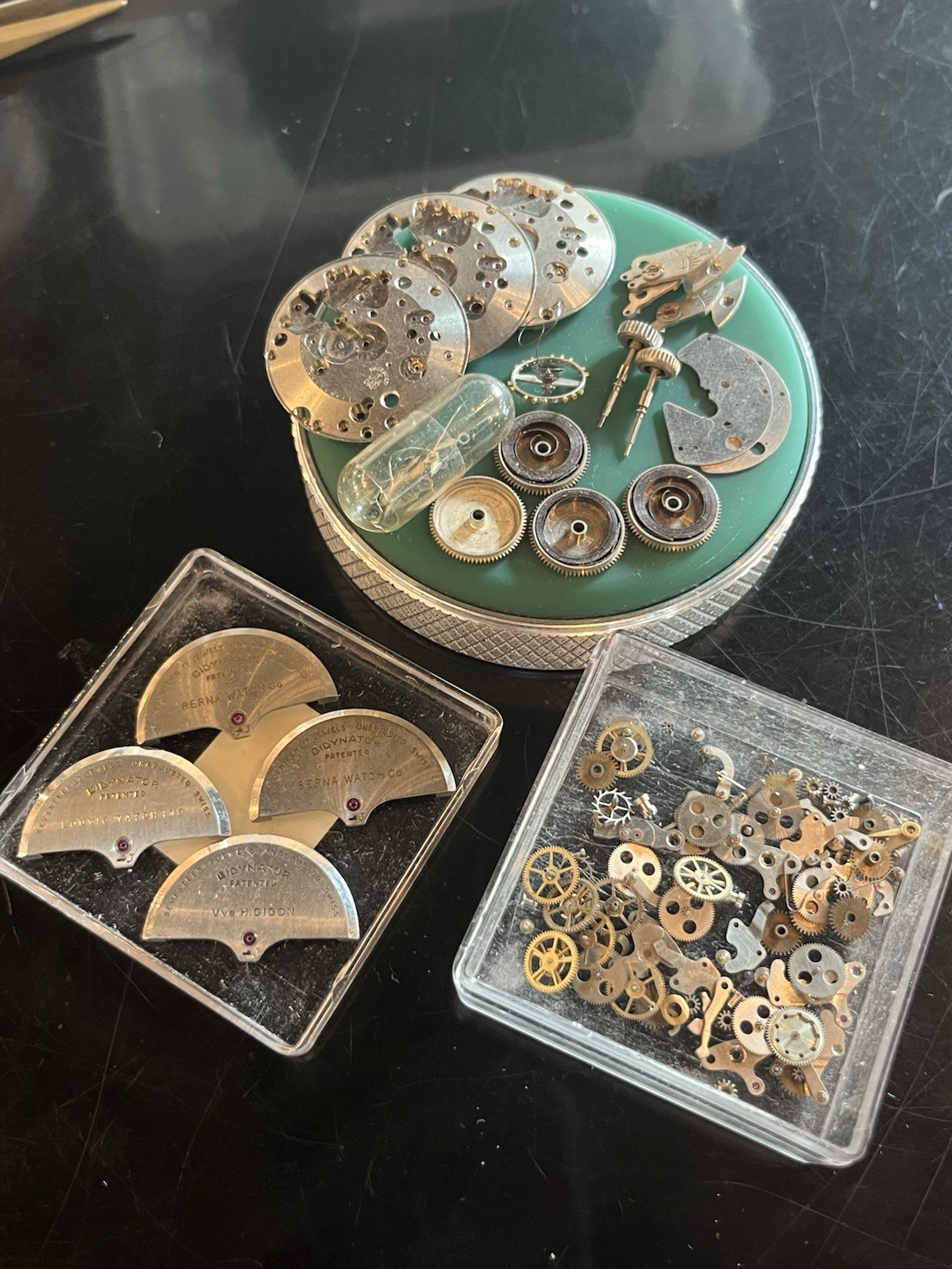 Lot Of Parts For Felsa Cal. 690 Automatic BIDYNATOR Watch Movements 17j