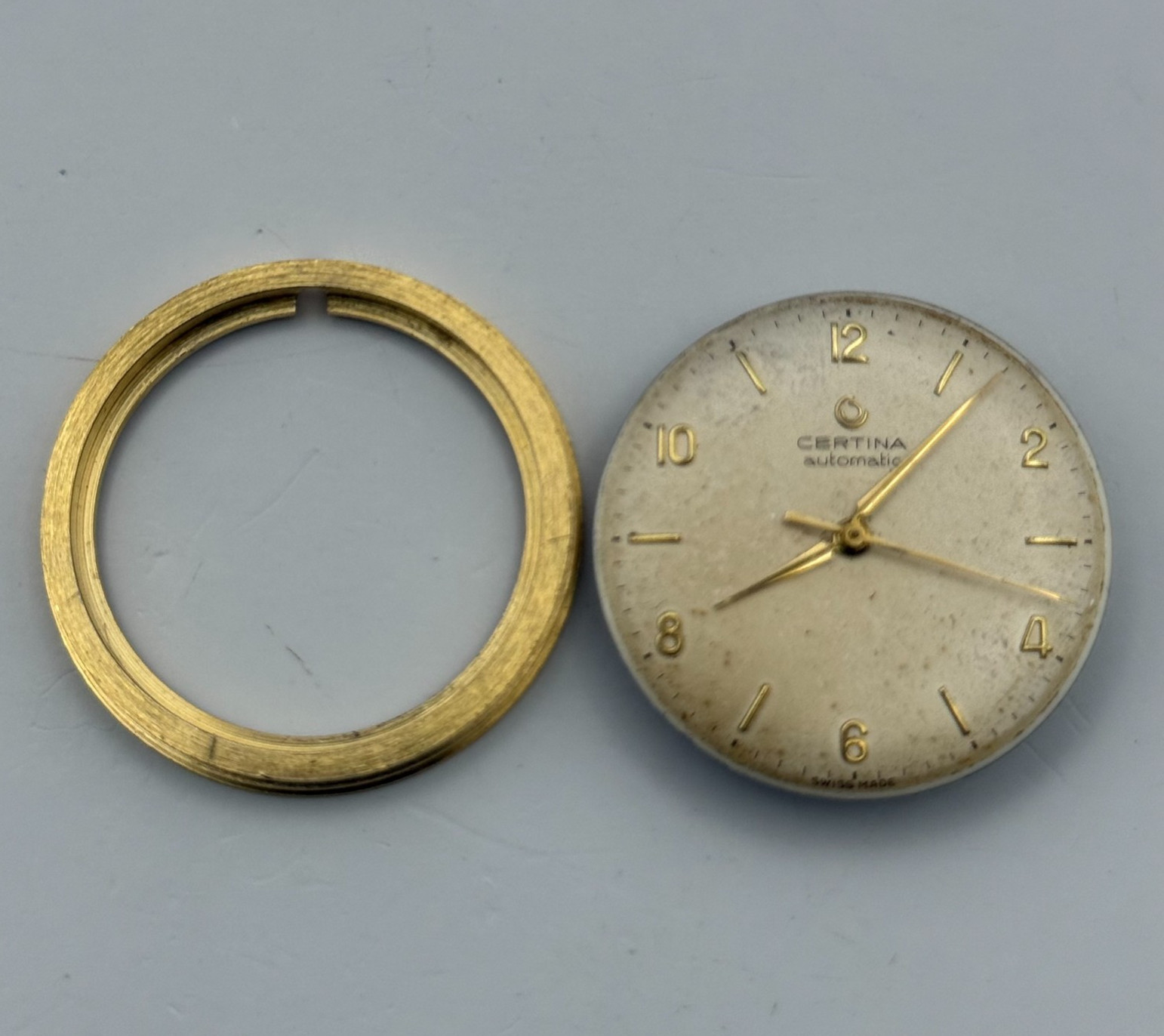 Certina 25-45 Watch Movement 23 Jewels Swiss Automatic Vintage Parts 25.9mm