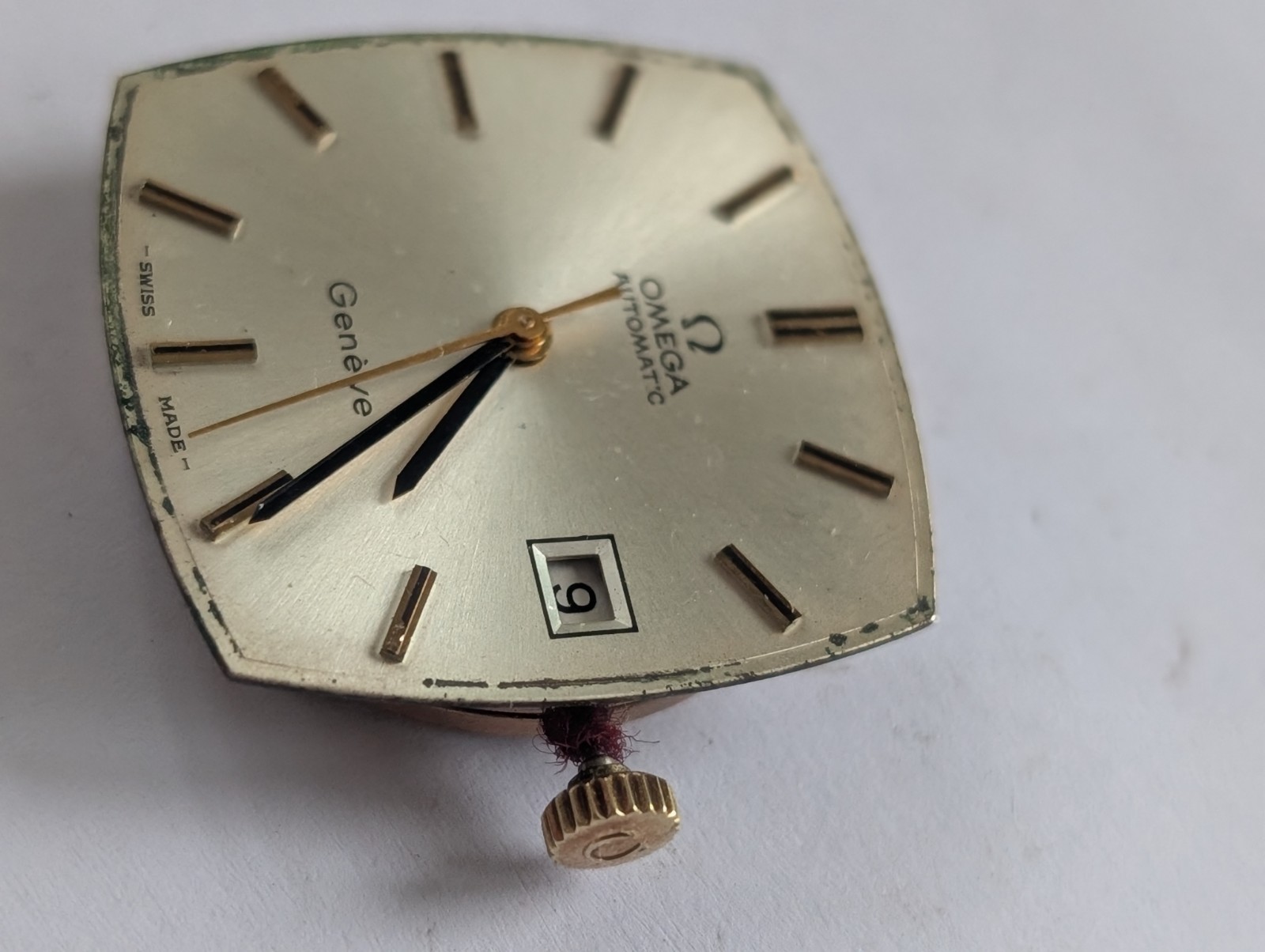 Vintage Omega 1481 Automatic Watch Movement (Runs-ish But Spares/Repairs)