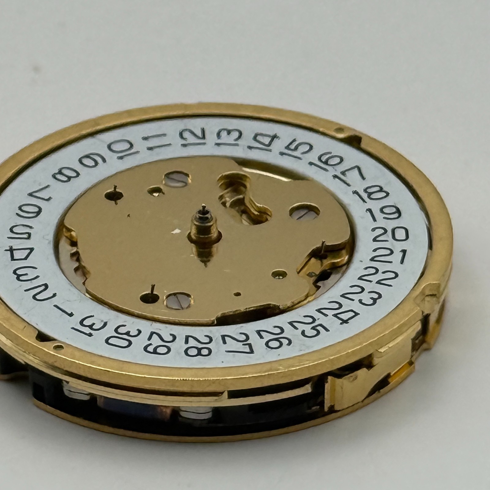Ronda 5040.D Watch Movement Quartz Swiss R9 13 Jewels Parts Repair Spares 28.5mm