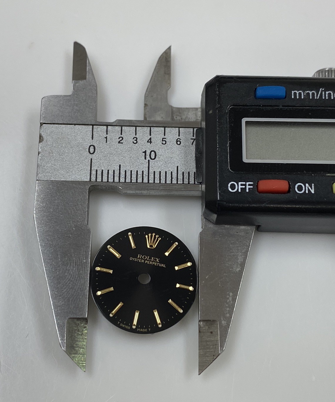 Genuine Rolex 24mm Oyster Perpetual Cal. 2130/2230 Black/Gold Stick Dial