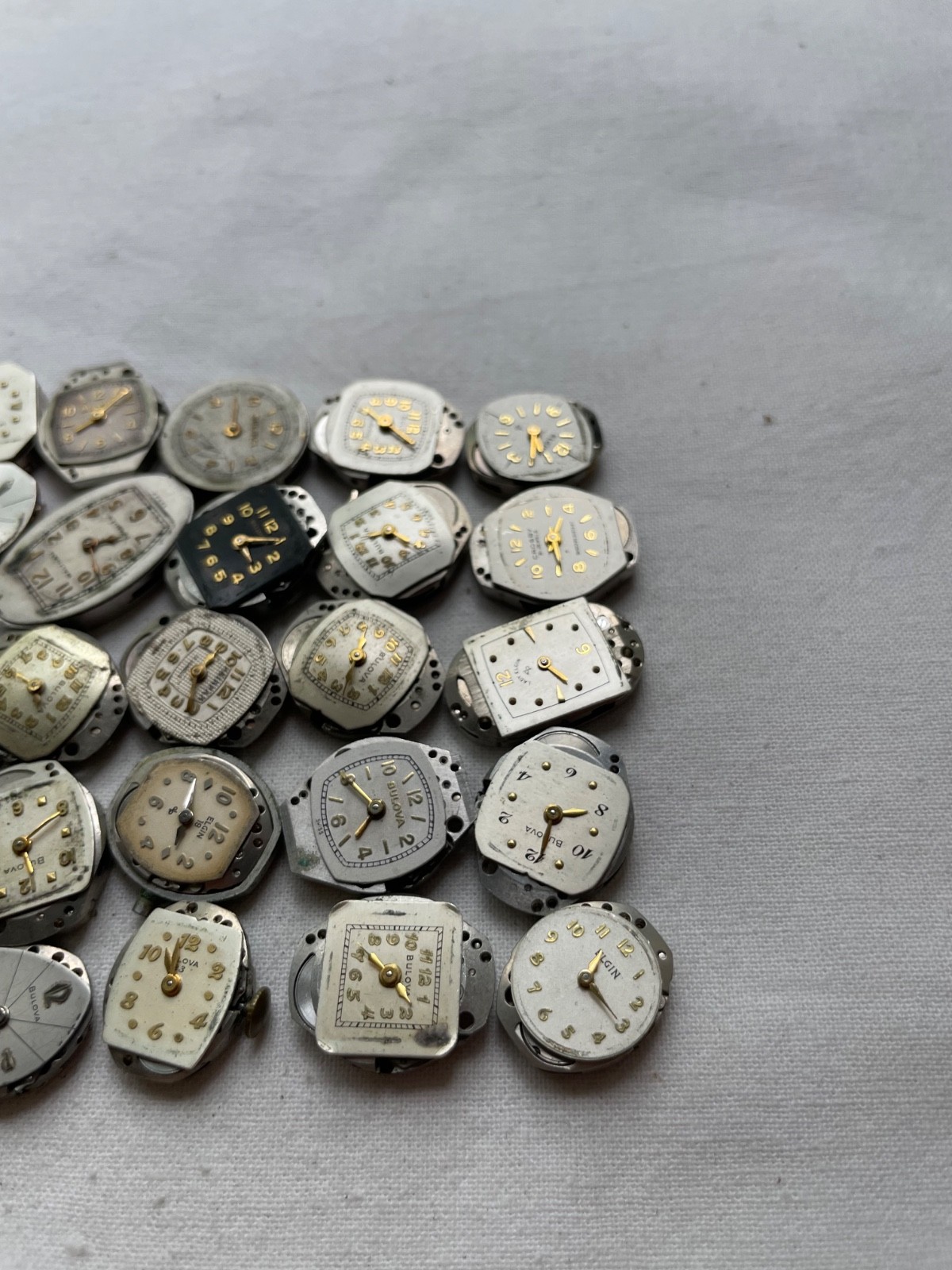 40 movement for USA ladies watches AS IS – Elgin Bulova Waltham Gruen etc.