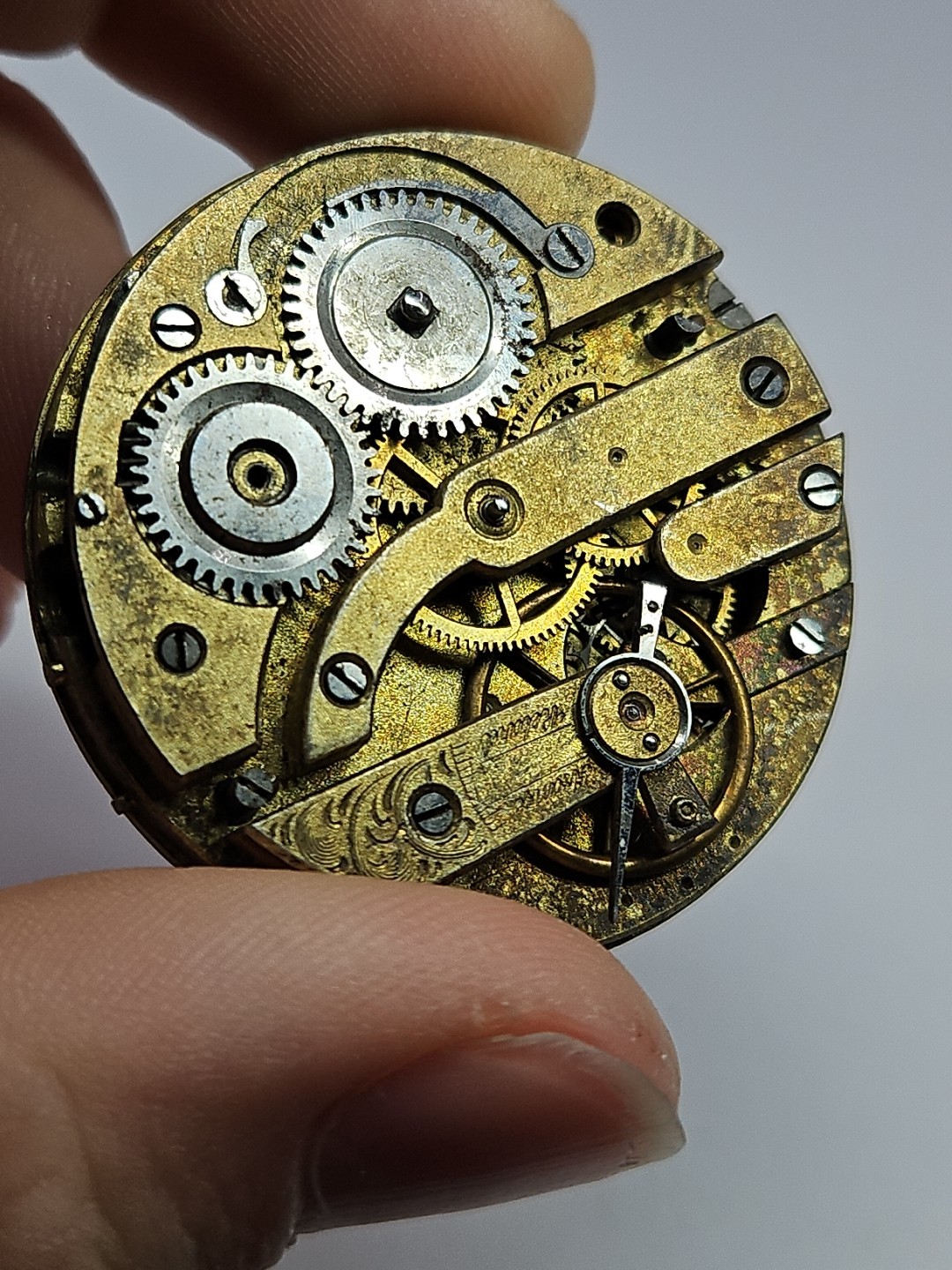 ANTIQUE Unbranded? POCKET WATCH MOVEMENT 40.6MM FOR REPAIR/PARTS