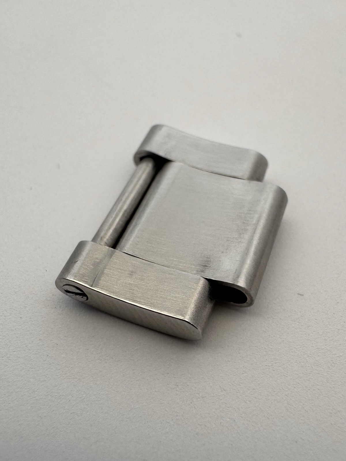 Authentic ROLEX 15.5mm Stainless Steel Oyster Link & Screw For 114270 Explorer