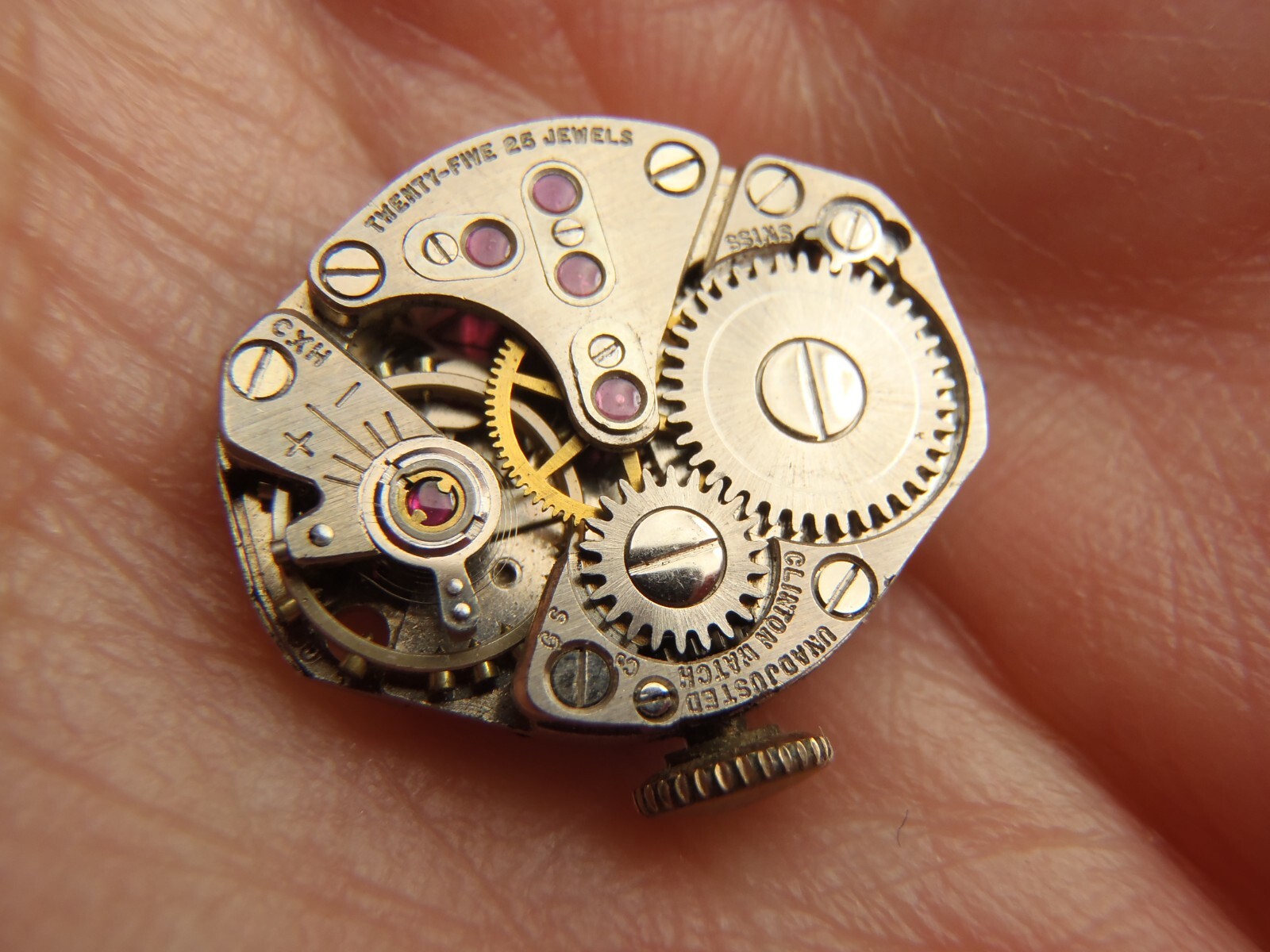 Clinton 25 Jewel Watch Movement Mechanical (Manual) 18mm x 15mm Balance Rotates