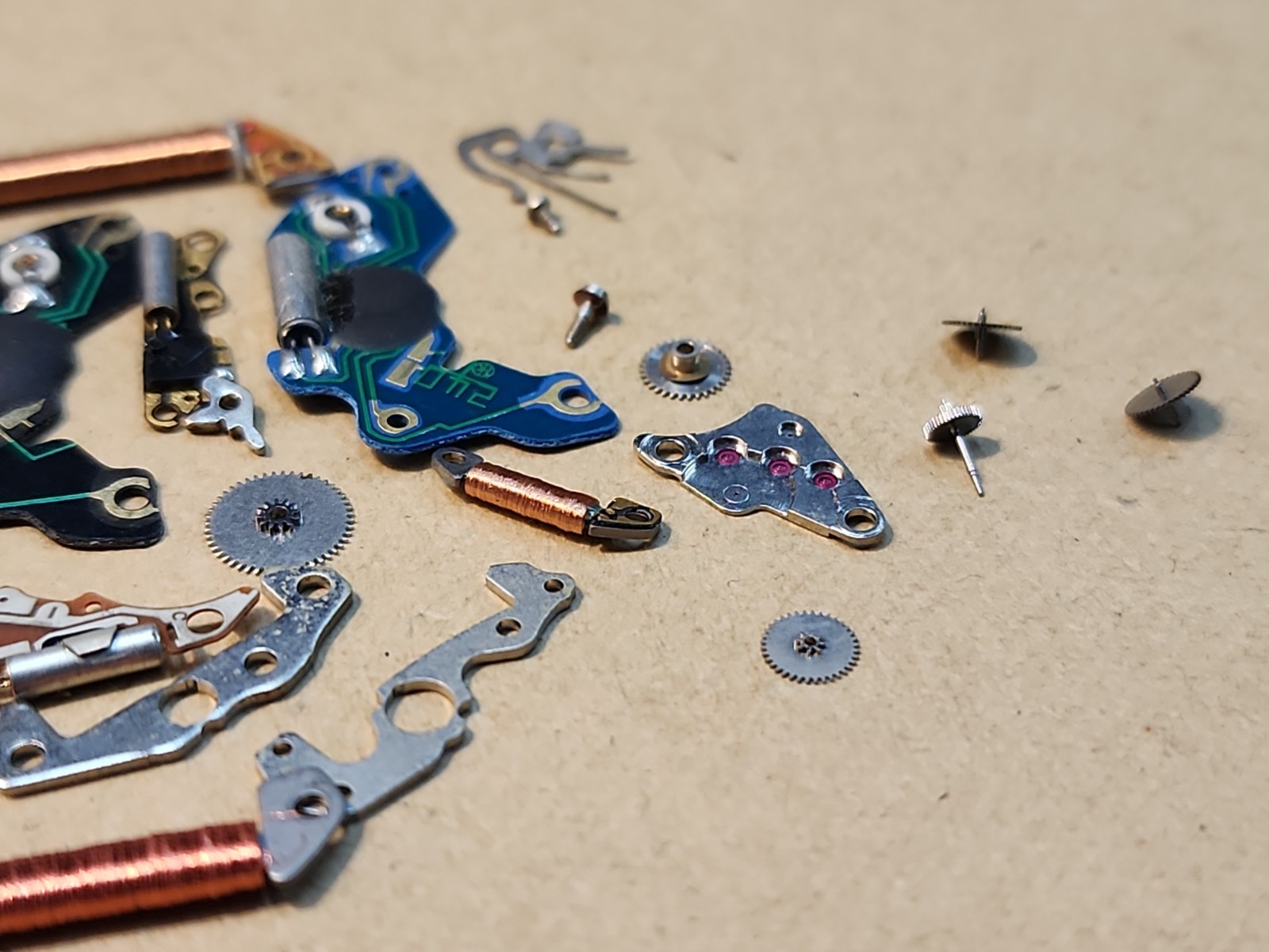 Lot Of Mixed NOS Circuits Coils Quartz Watch Movement Parts Repairs Spares