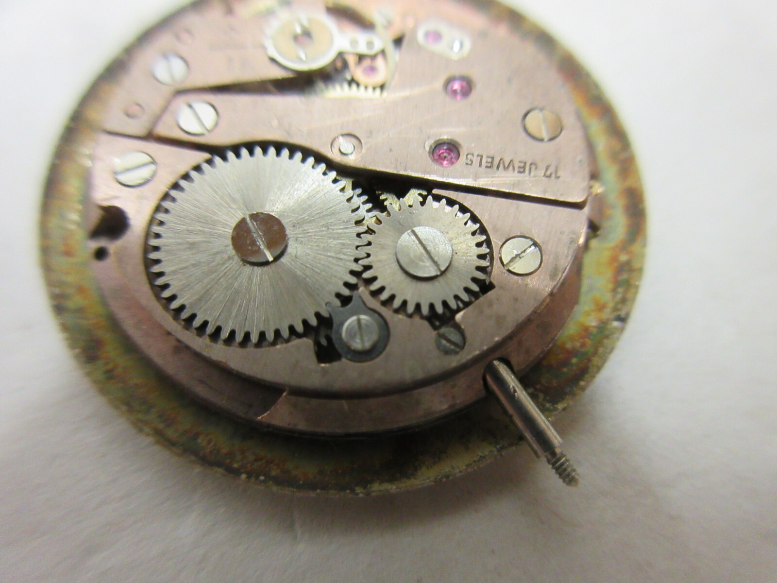 Hilton Wrist Watch Movement with Date 17 Jewels Unadjusted GOOD FOR PARTS