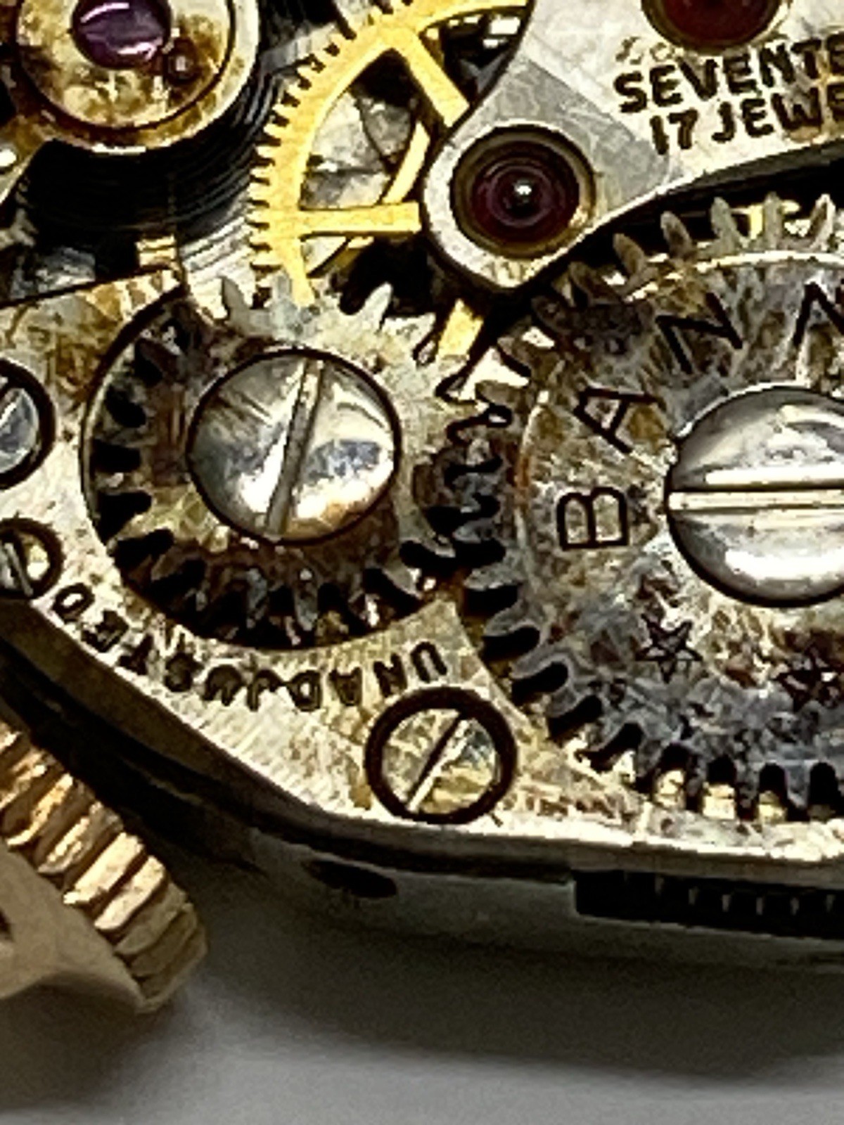 Vintage BANNER WATCH CO. 17 Jewels SWISS Wind Up For Parts Or Repair
