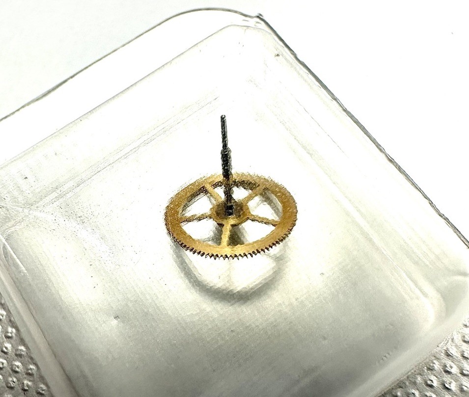 New Genuine Omega Speedmaster Cal: 3303 Sweep Second 4th Wheel Part 300.27.06