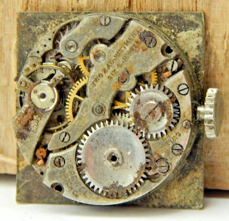 Vintage Wearwel 6 jewel 2 adjustment watch movement with dial & crown stem combo