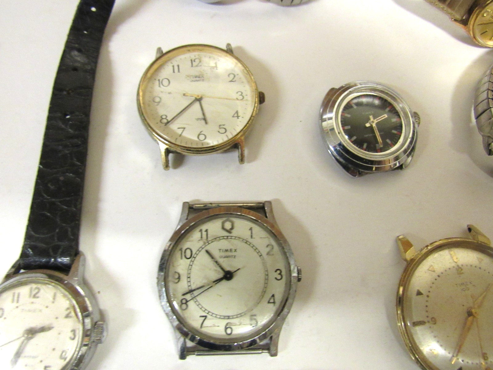 Vintage Timex Lot of Men’s and Ladies Watch Parts Lot