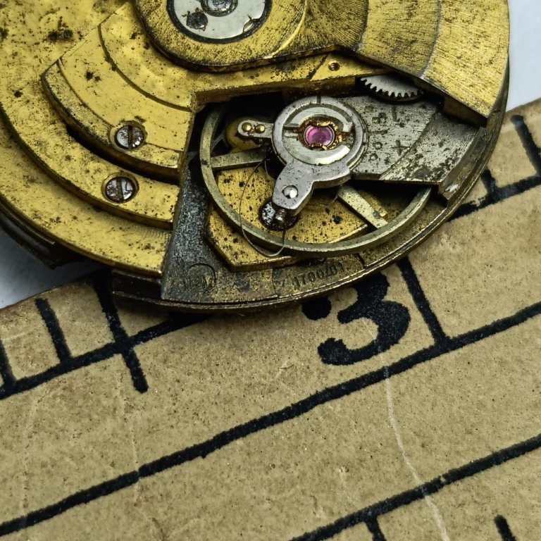 West End Watch Automatic Cal.1700/01 Watch Movement