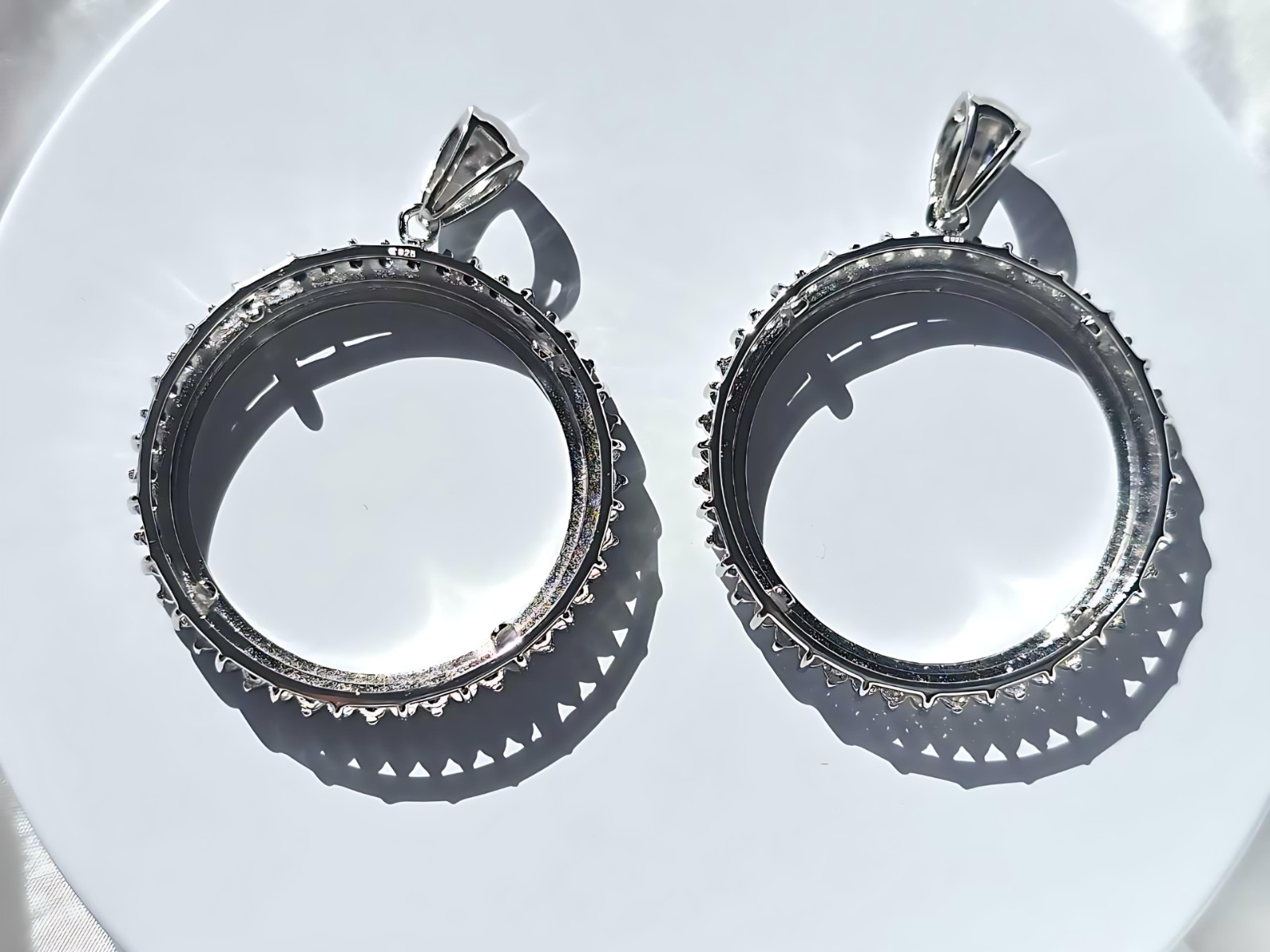 925 Sterling Silver Prong Back Cubic Zirconia CZ Halo Bezel for 30mm 50 Cent