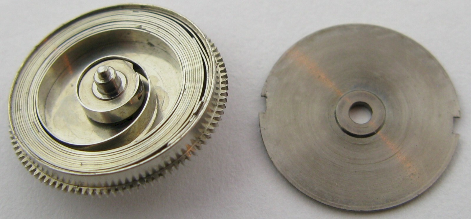vintage LeCoultre 910 & 911 watch movement part complete Motor barrel