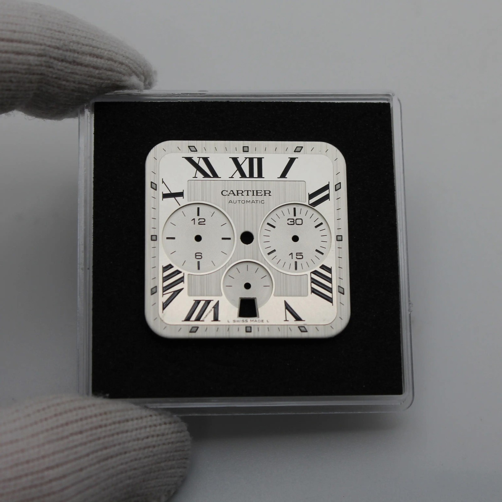 Cartier Santos de Cartier Chrono 29 x 29mm Satin Brushed Silver Dial WSSA0017