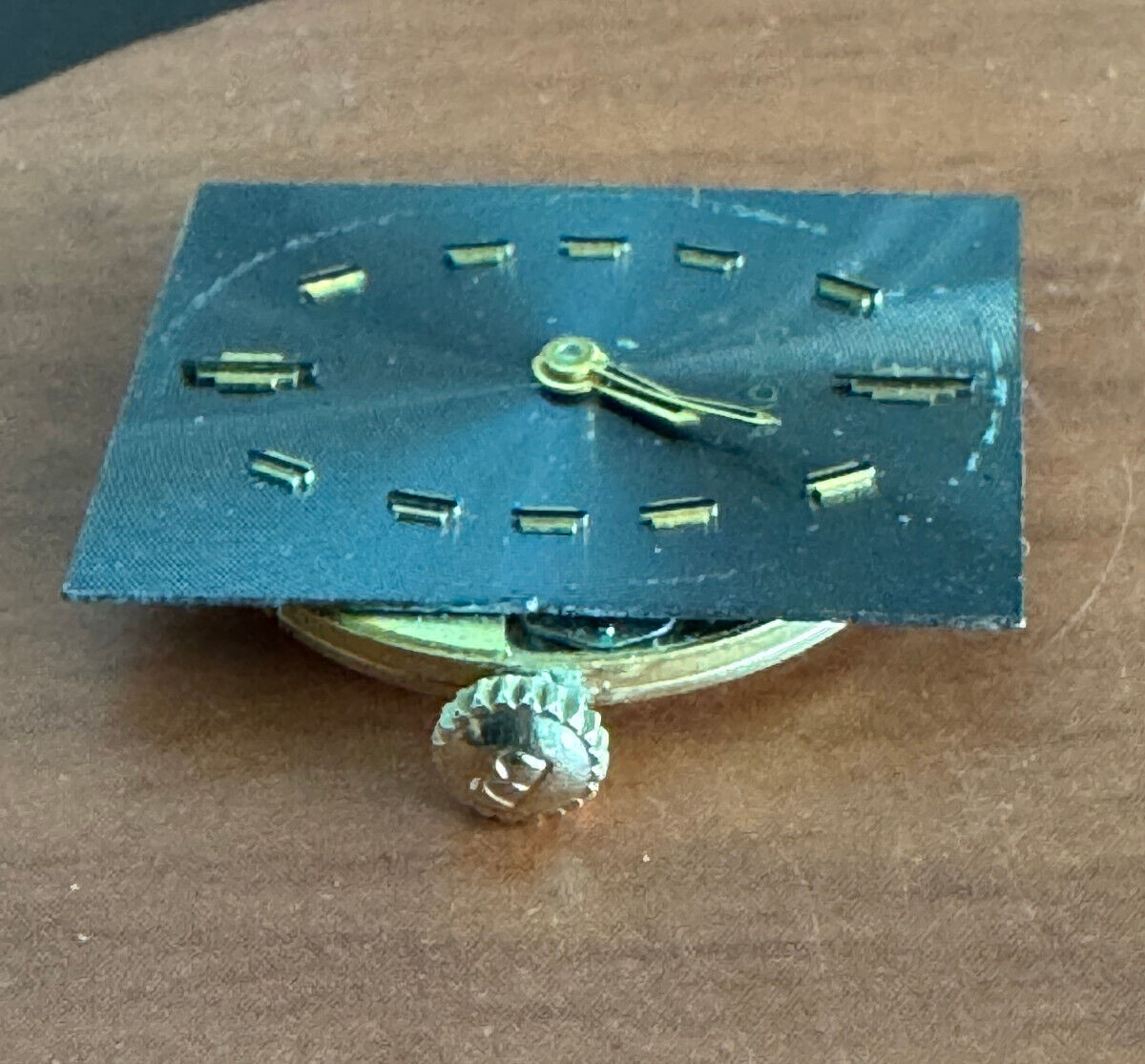 VINTAGE BULOVA WRIST WATCH MOVEMENT CAL. 8EA KEEPING TIME 17 JEWEL
