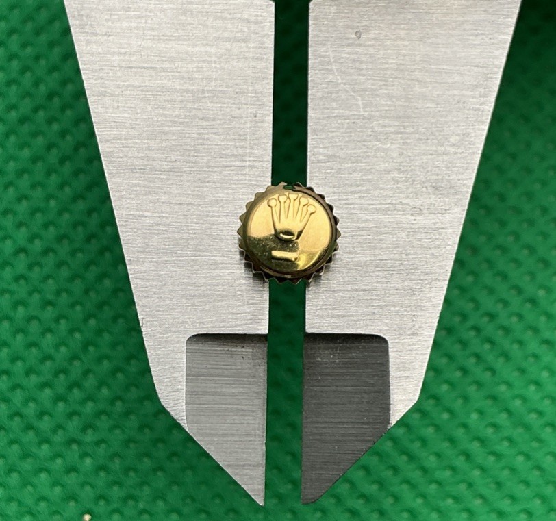 Genuine Rolex 24-600-8 18k Yellow Gold 6mm Winding Crown Refurbished (J34)