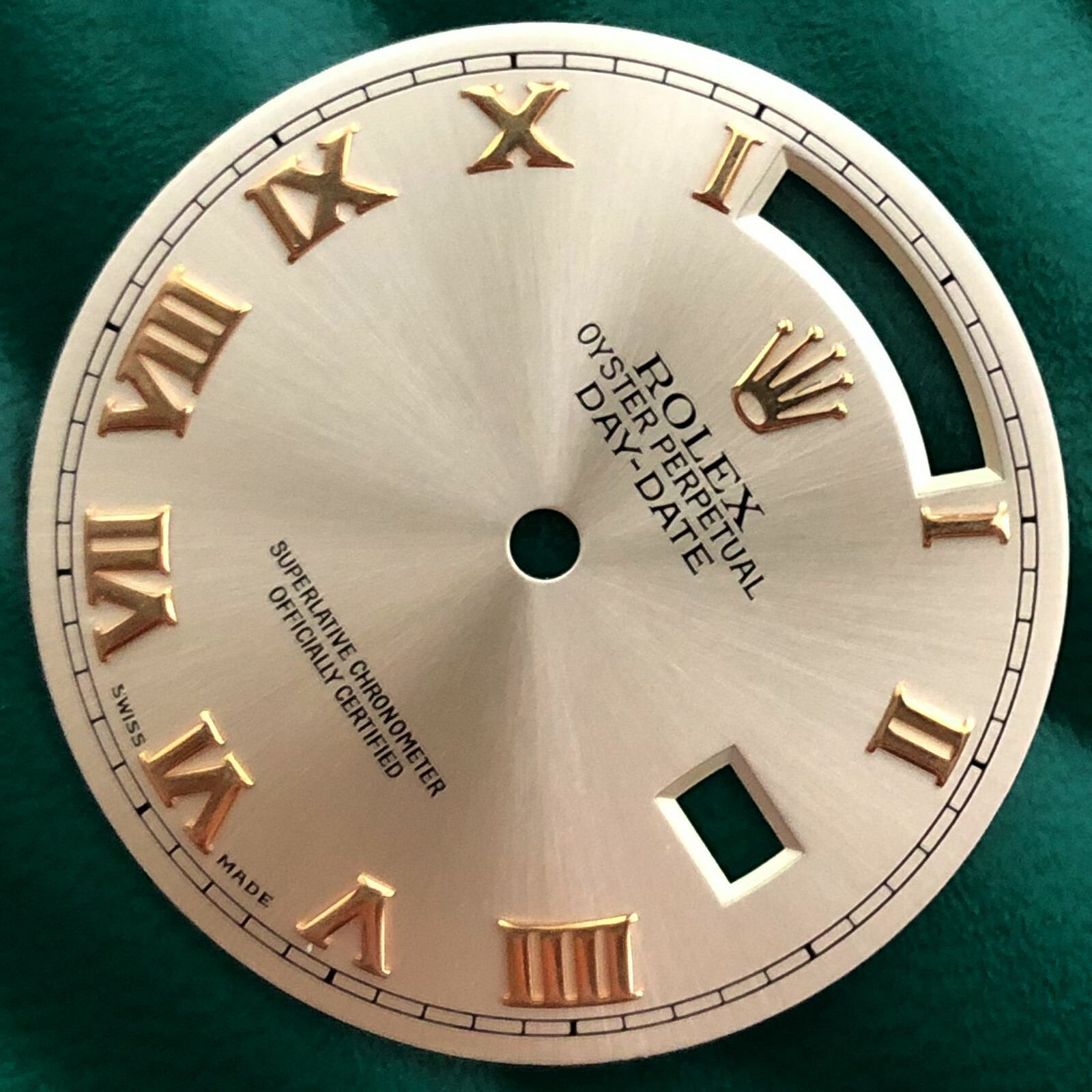 Rolex Factory Day-Date 118235 Pink Rose 18K Gold Roman Numeral Pink 36mm Dial
