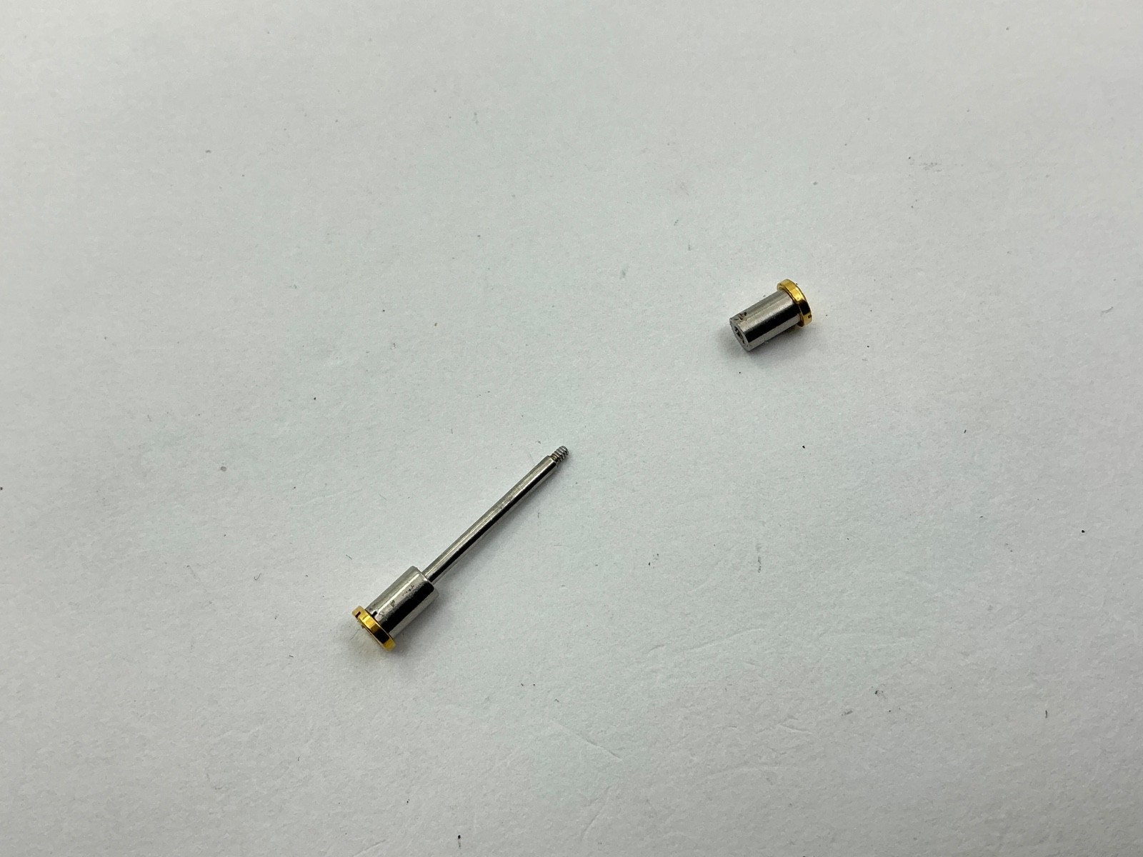 Movado Vizio 98 C2 878 Band to Case Screw Pin 18k solid gold & S/S for 35mm case