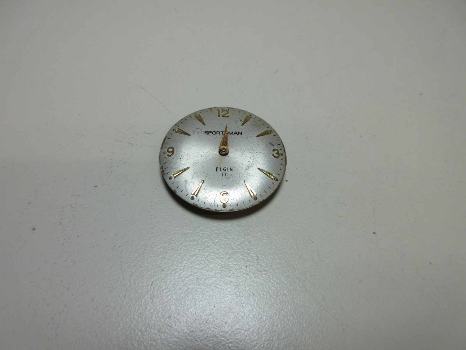VINTAGE ELGIN SPORTSMAN MENS WRIST WATCH MOVEMENT WATCHMAKER PARTS #121
