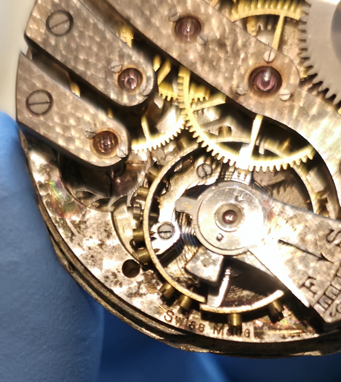 Antique Swiss Unsigned Pocket Watch Movement 40.5mm Jeweled Runs Restore