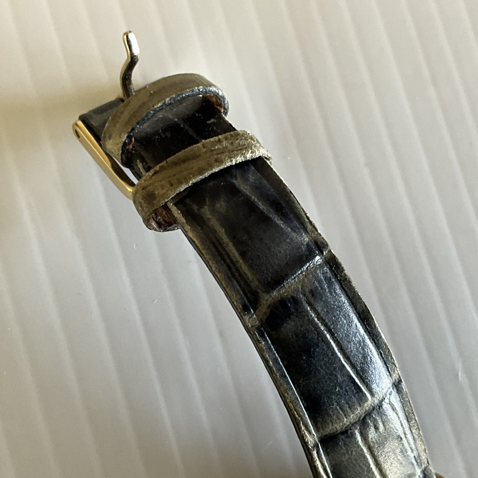 Timex CR 1216 Cell WR 30 M Black Genuine Leather Vintage Watch Parts or Repair