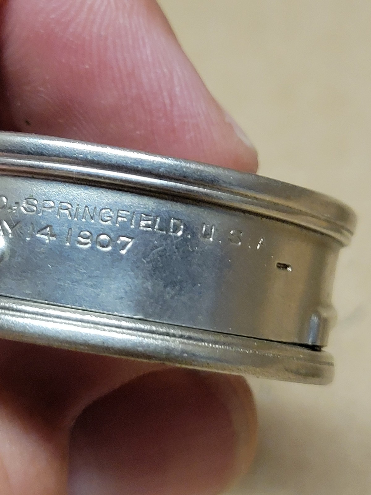 1 ILLINOIS Watch Company GLASS Movement Shipping Tin Container Case 12 Size Lt3
